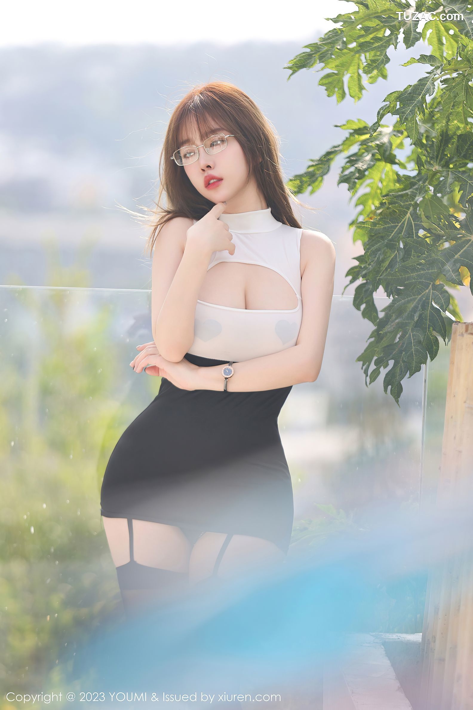 YouMi尤蜜荟-949-王雨纯-黑白拼色连衣裙黑丝吊带袜-2023.06.09