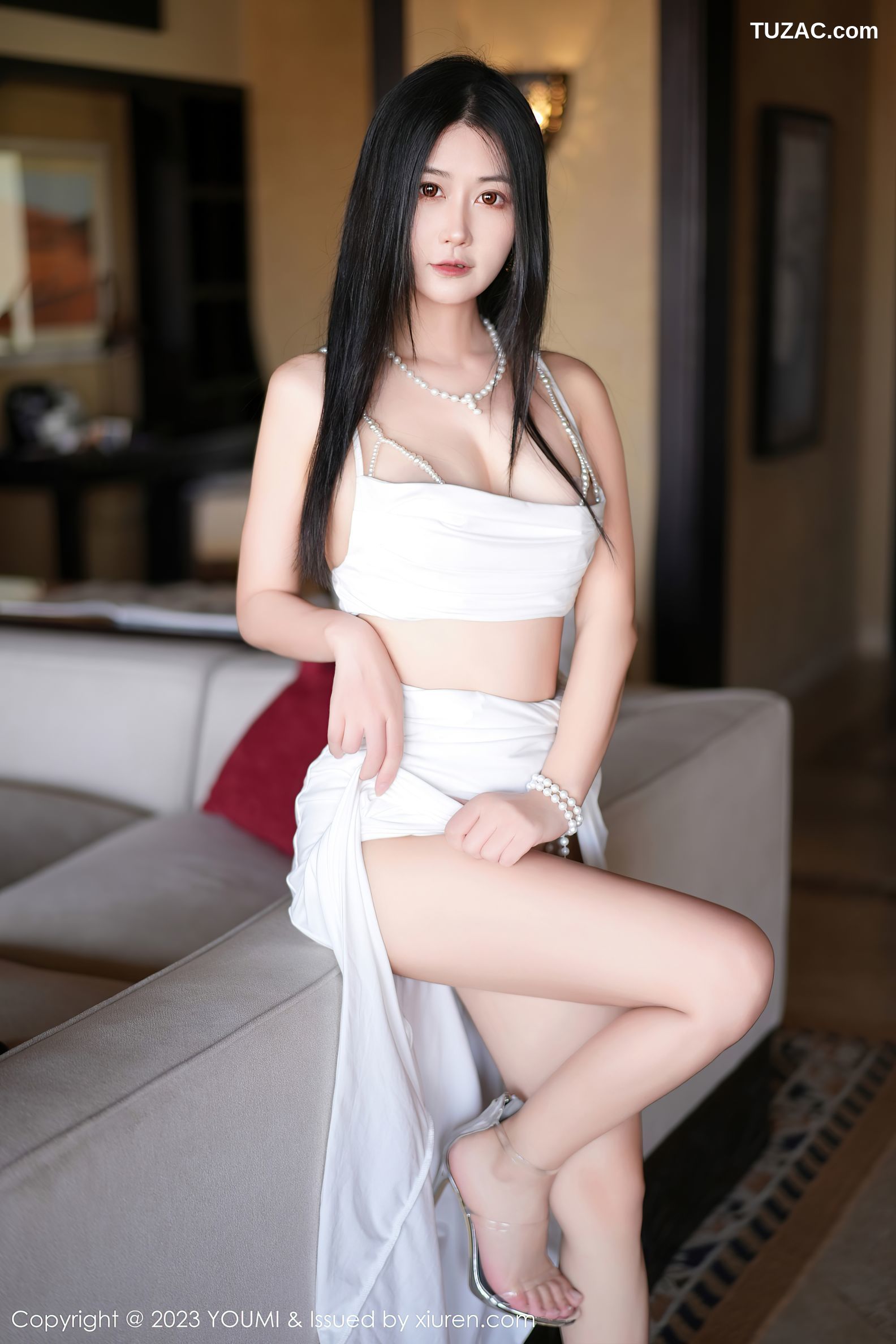 YouMi尤蜜荟-971-laura阿姣-白色透视情趣短裙珍珠链内衣-2023.08.01