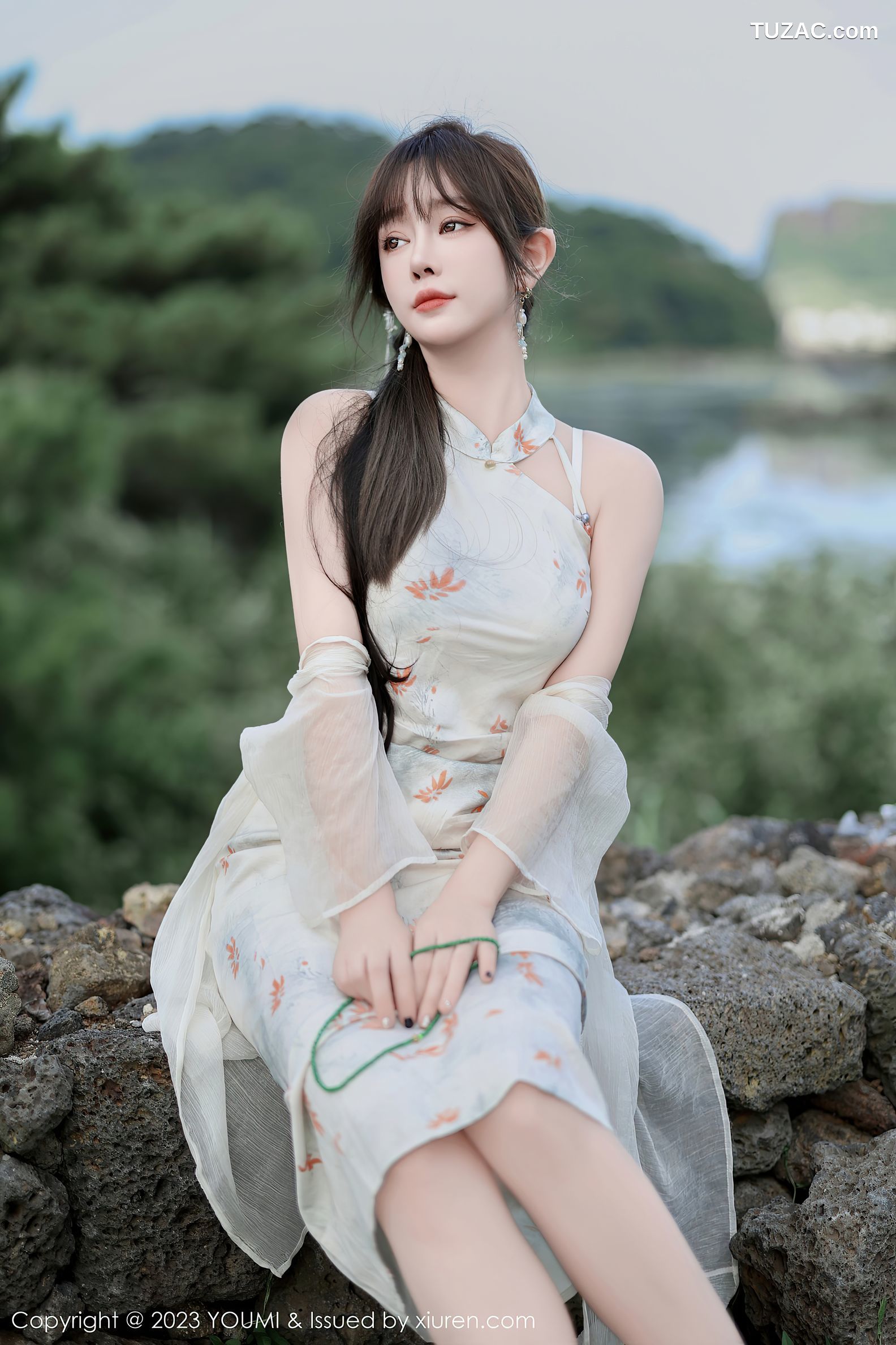 YouMi尤蜜荟-983-王雨纯-白色印花旗袍白色内衣肉丝-2023.09.08