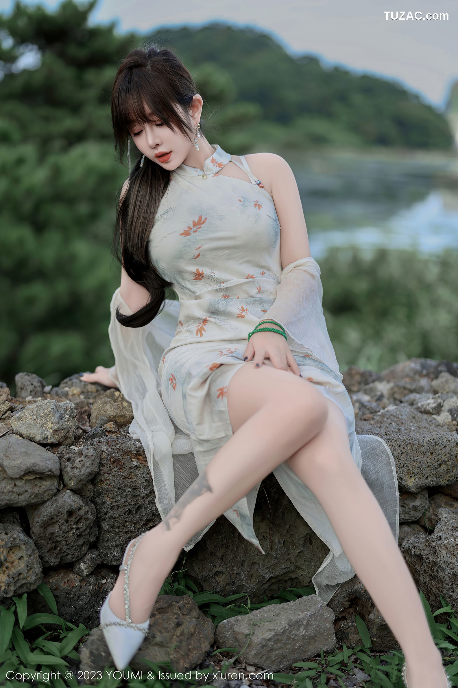 YouMi尤蜜荟-983-王雨纯-白色印花旗袍白色内衣肉丝-2023.09.08
