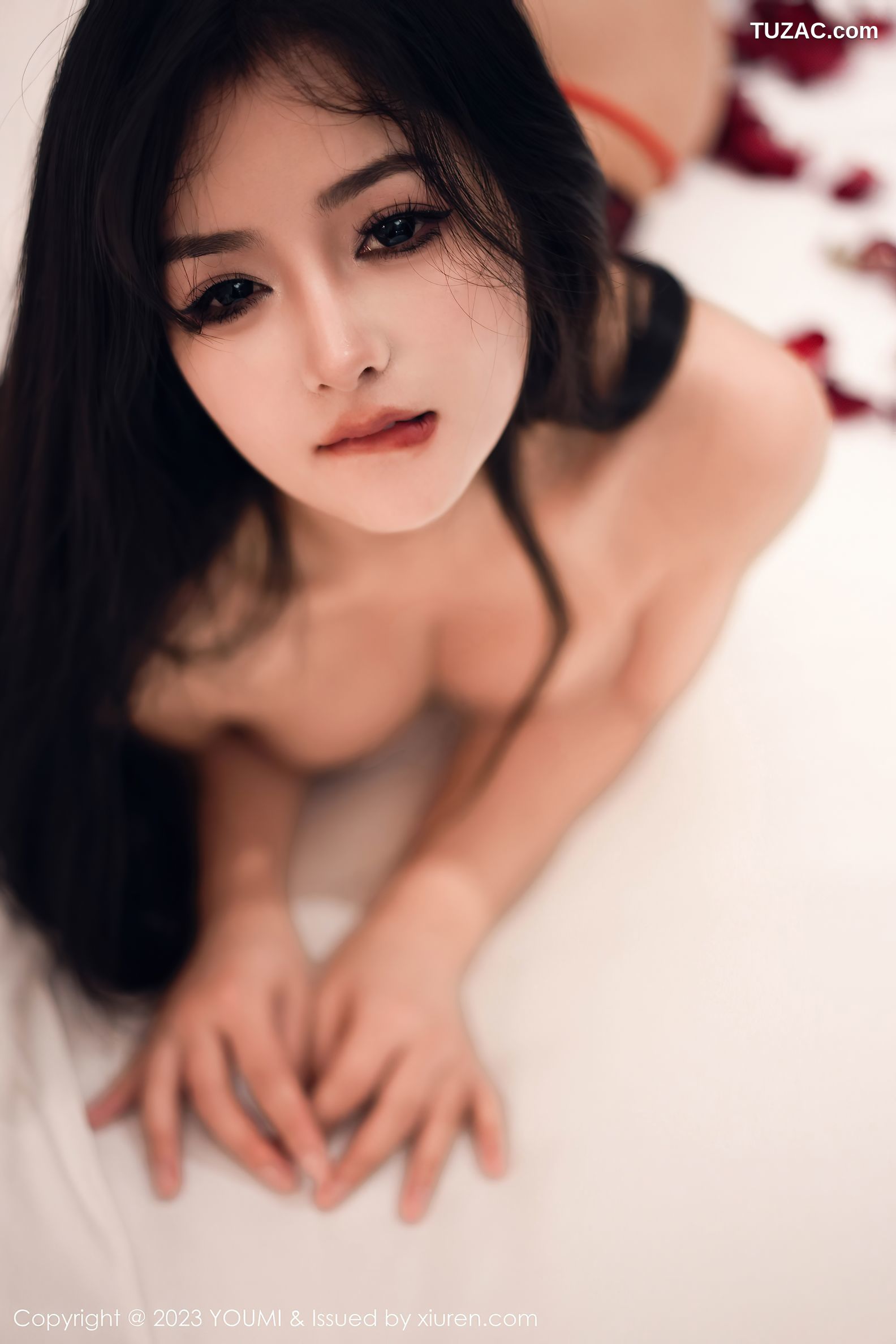YouMi尤蜜荟-991-谭小灵-黑色露肩情趣服饰黑丝-2023.10.10
