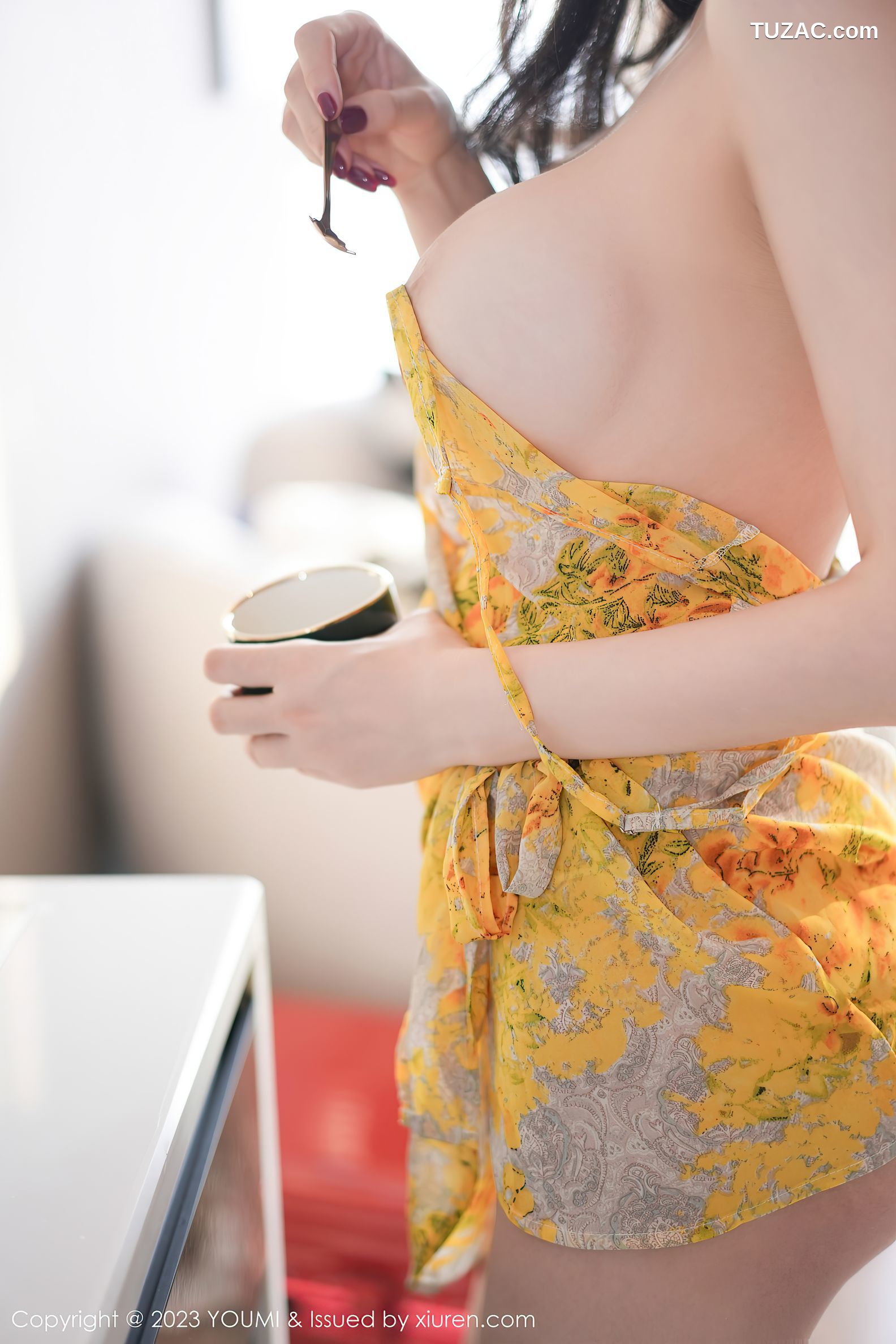 YouMi尤蜜荟-1002-心妍小公主-黄色碎花吊带短裙-2023.11.15