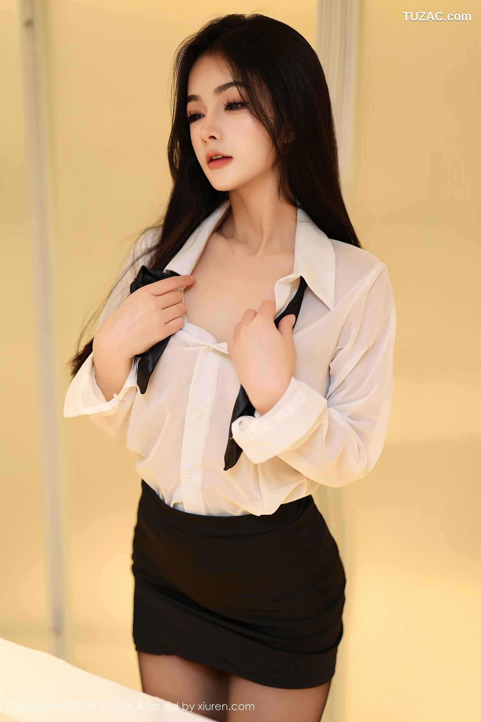 YouMi尤蜜荟-1050-谭小灵-OL白衬衫黑短裙黑丝-2024.04.12