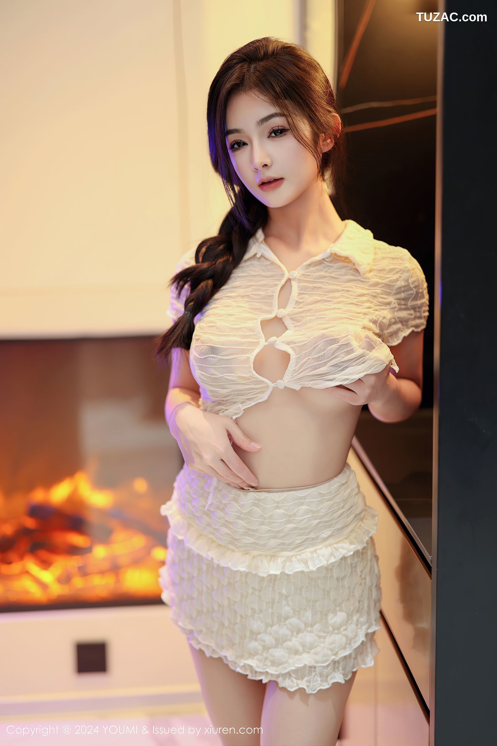 YouMi尤蜜荟-1067-谭小灵-浅色轻透上衣白短裙魅惑肉丝-2024.05.24