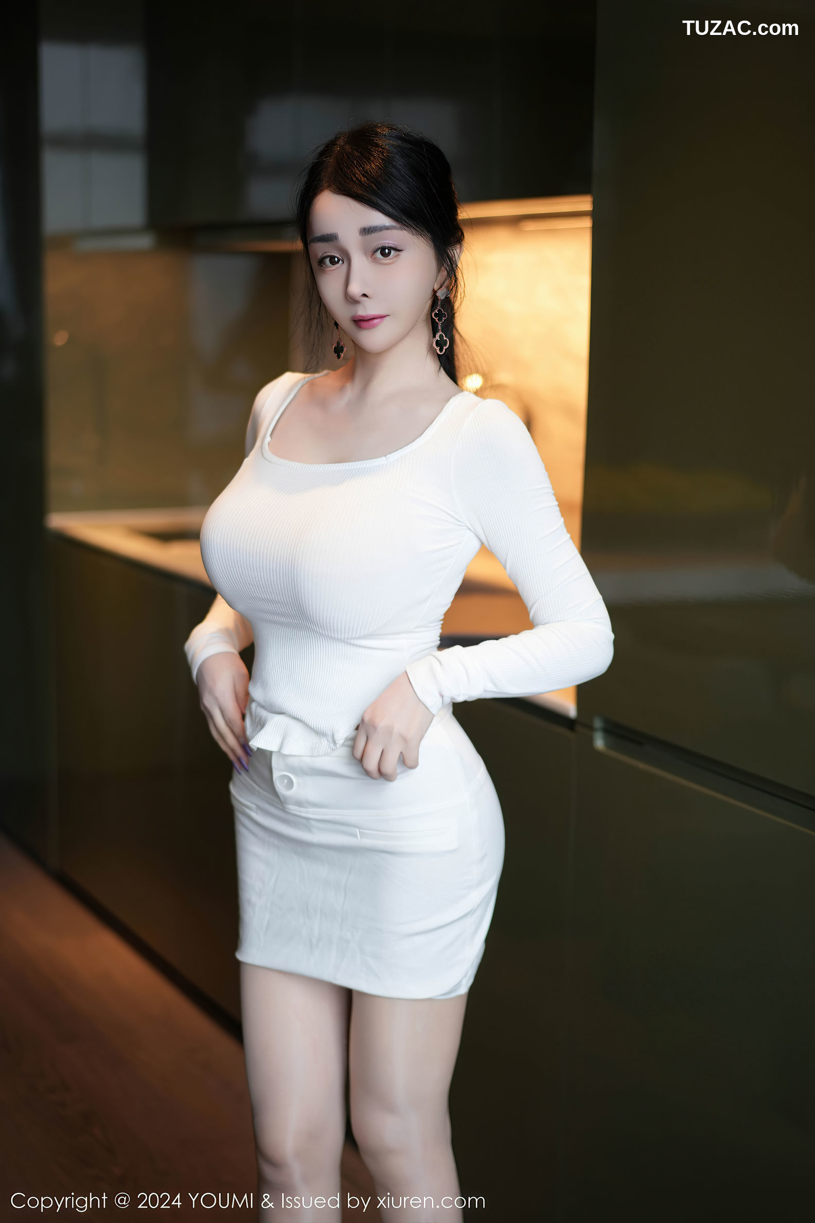 YouMi尤蜜荟-1107-允爾-白T白短裙肉色内衣肉丝-2024.11.08