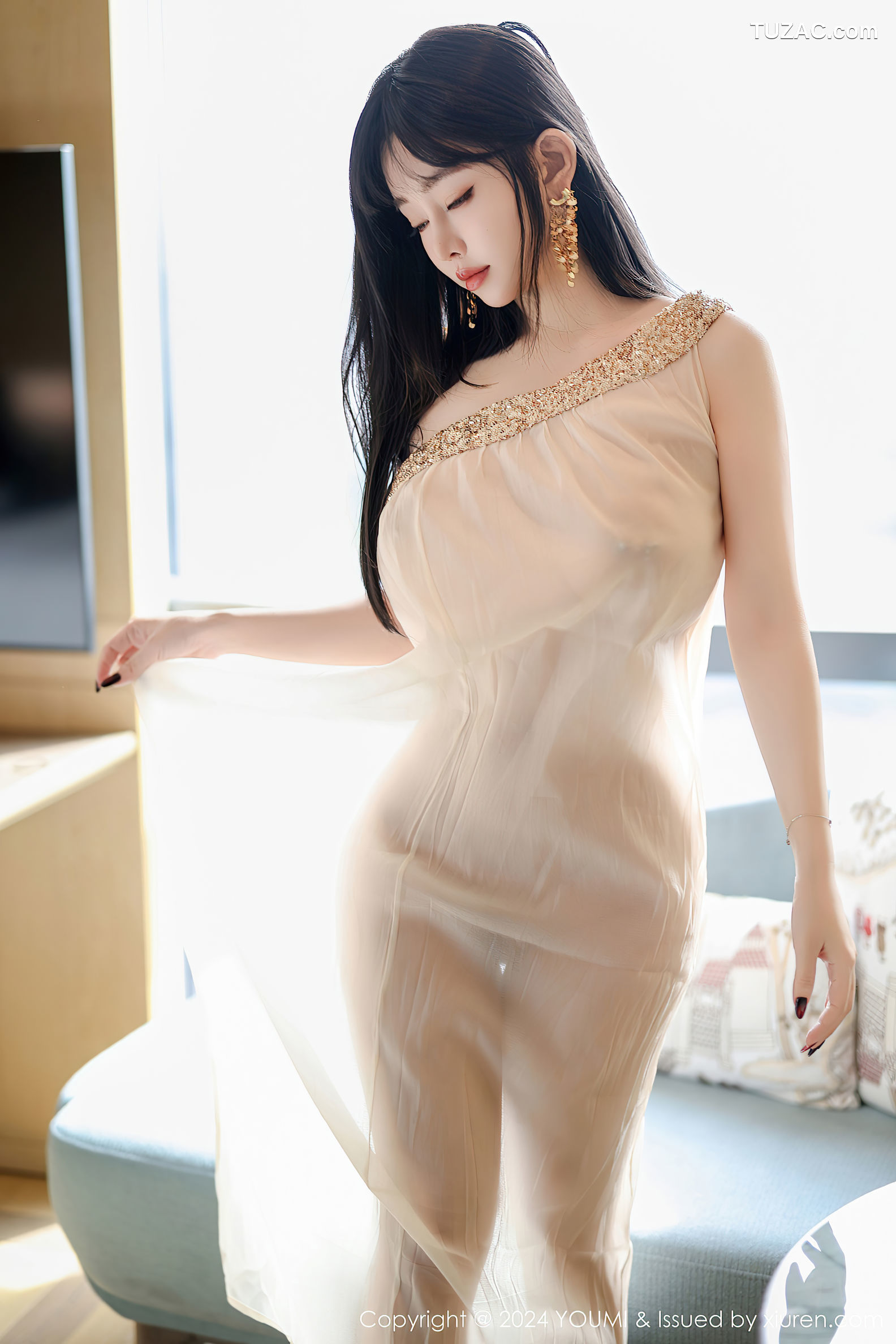 YouMi尤蜜荟-1110-王雨纯-宽松轻透纱裙淡棕色紧身衣凸点爆乳-2024.11.29