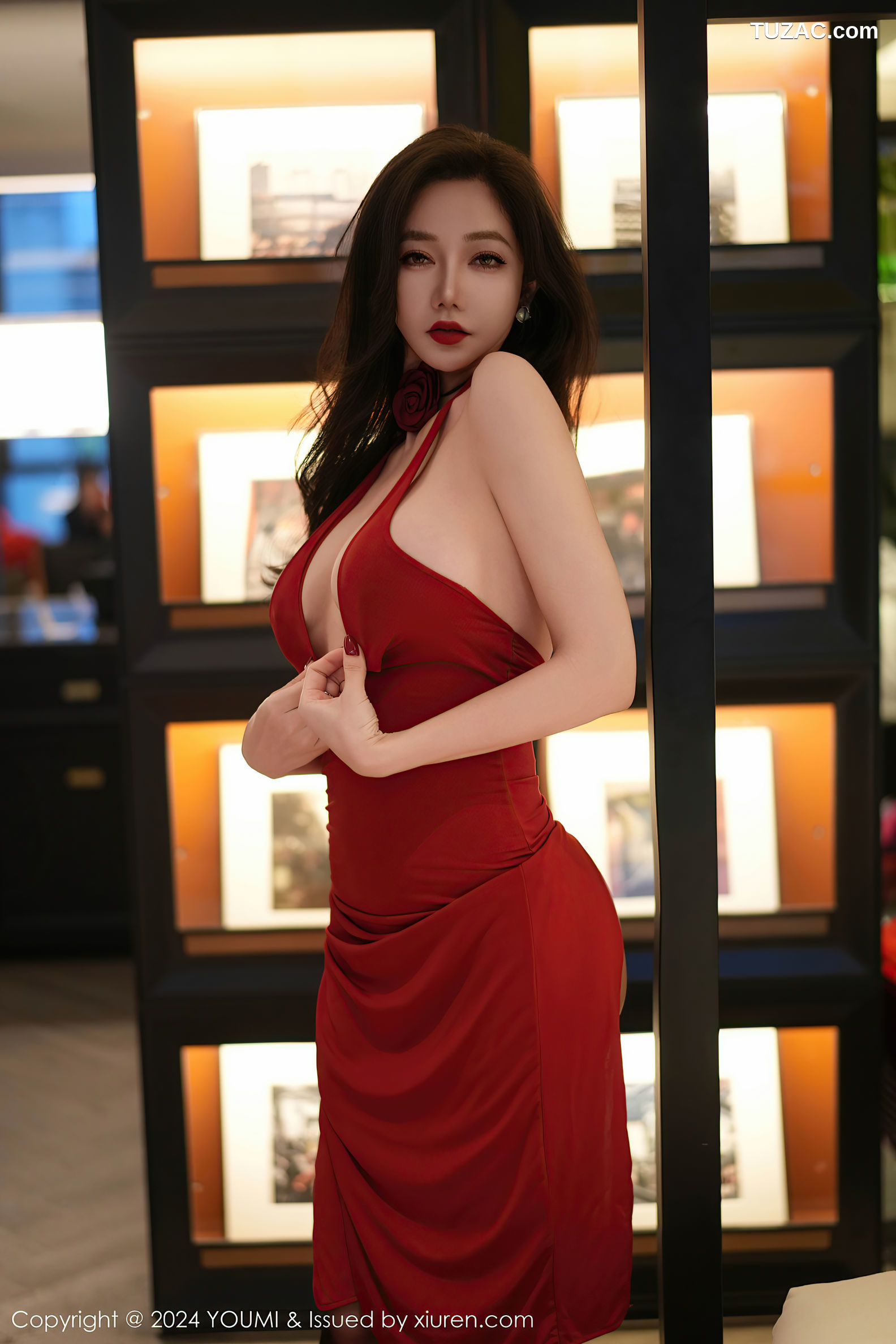 YouMi尤蜜荟-1113-心妍小公主-红色礼服裙黑丝爆乳-2024.12.12