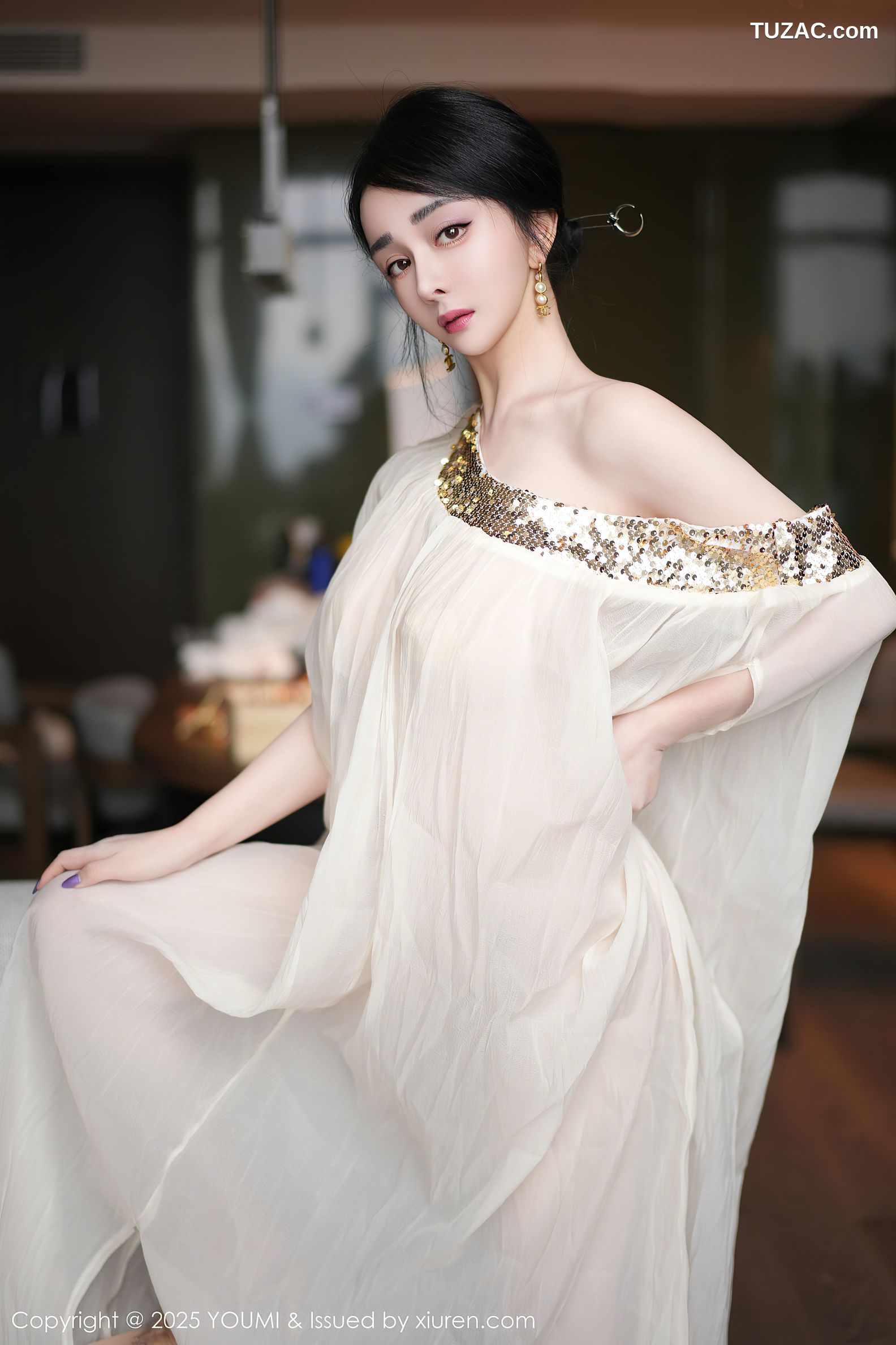 YouMi尤蜜荟-1132-允爾-轻透白纱裙金色珠链内衣-2025.04.25