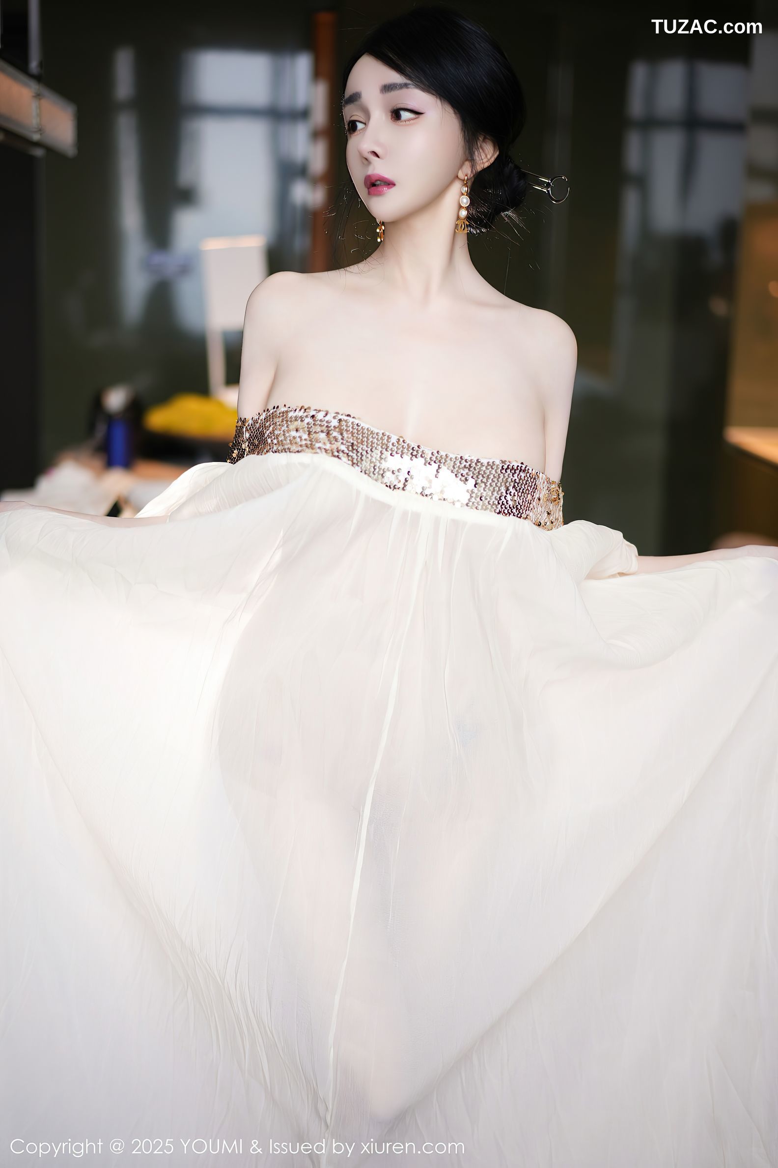 YouMi尤蜜荟-1132-允爾-轻透白纱裙金色珠链内衣-2025.04.25