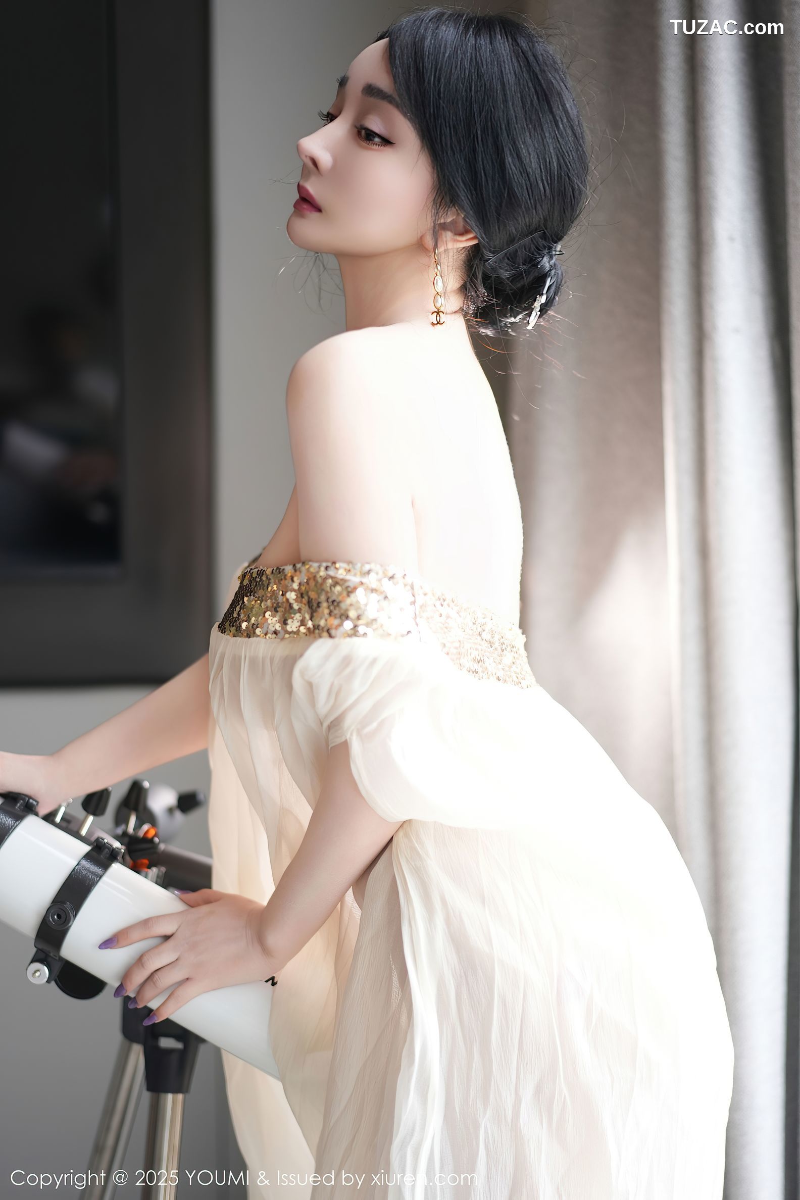 YouMi尤蜜荟-1132-允爾-轻透白纱裙金色珠链内衣-2025.04.25