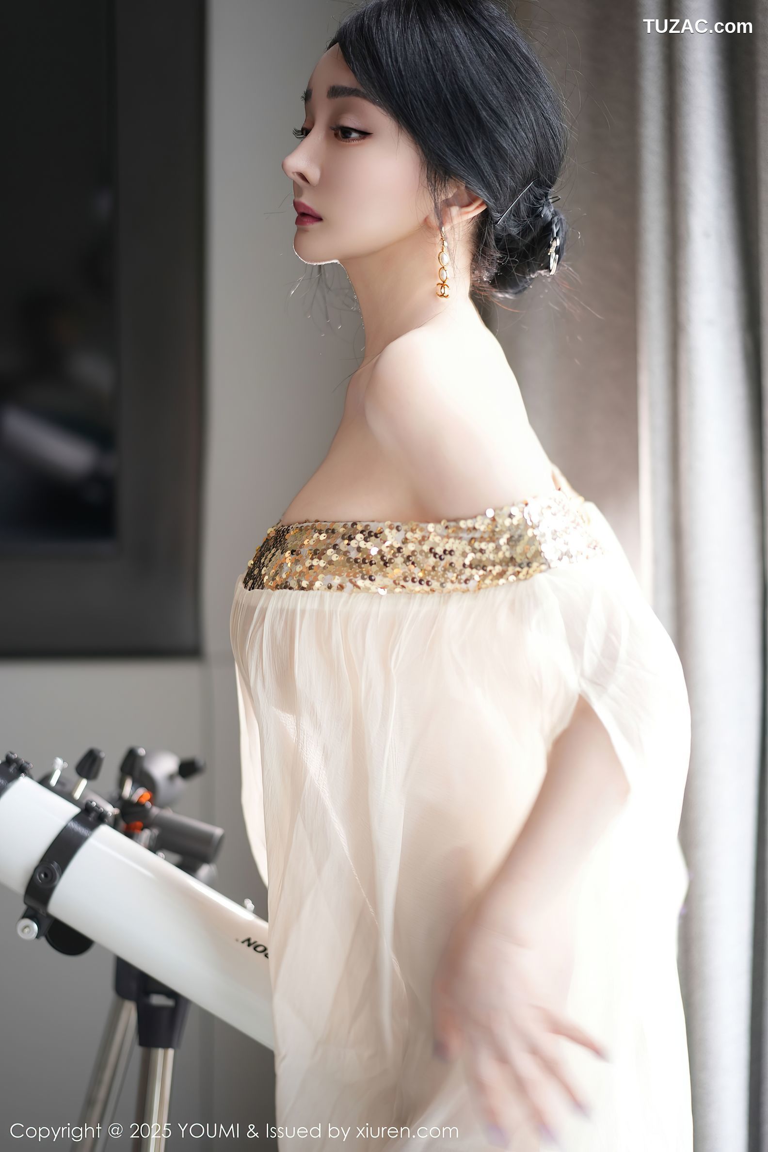 YouMi尤蜜荟-1132-允爾-轻透白纱裙金色珠链内衣-2025.04.25