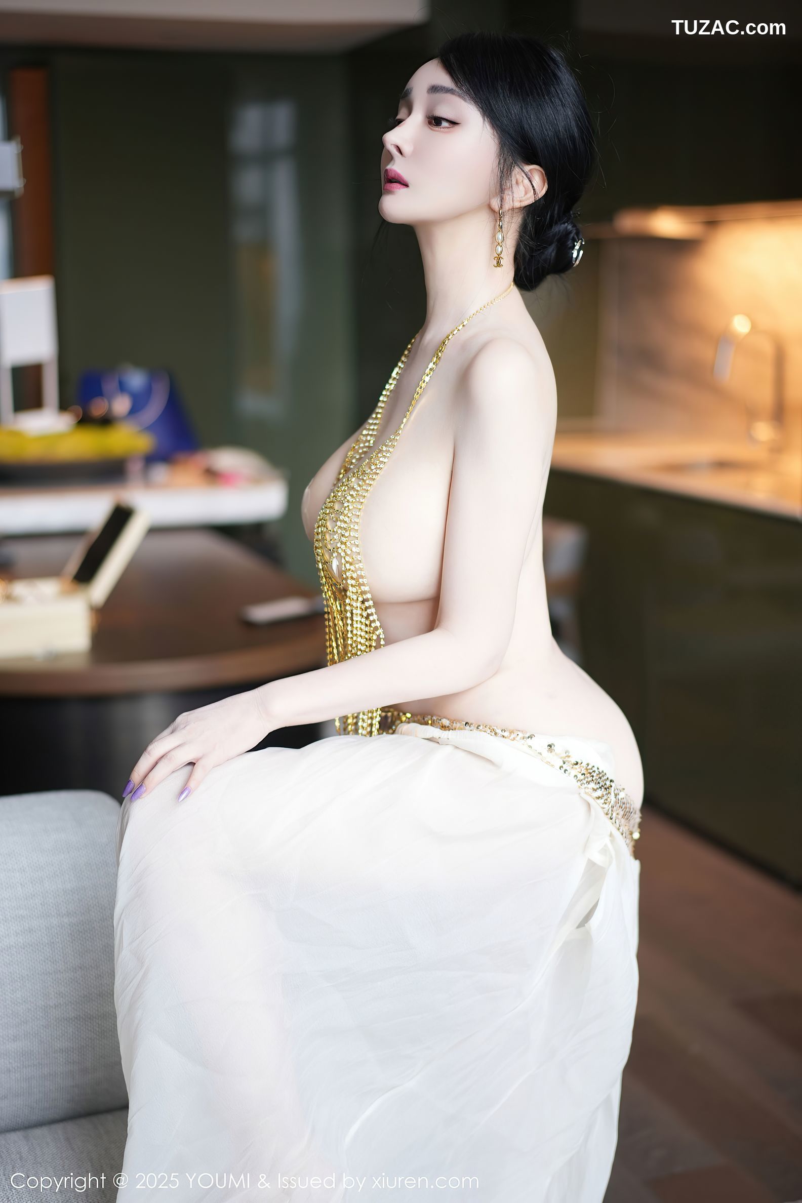 YouMi尤蜜荟-1132-允爾-轻透白纱裙金色珠链内衣-2025.04.25