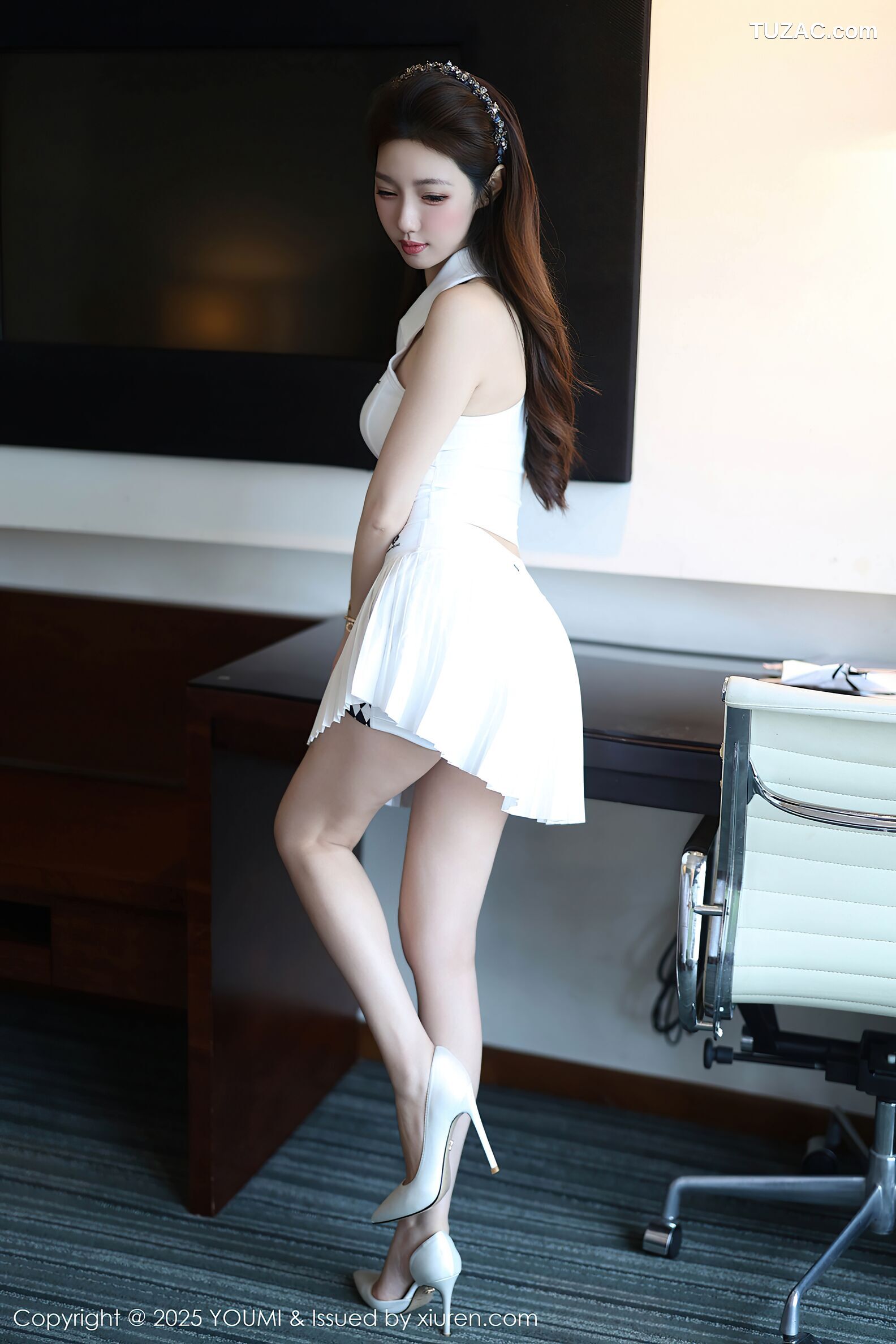 YouMi尤蜜荟-1165-桃桃·夭夭twins-白色连衣短裙吊带长裤姐妹花-2025.09.04