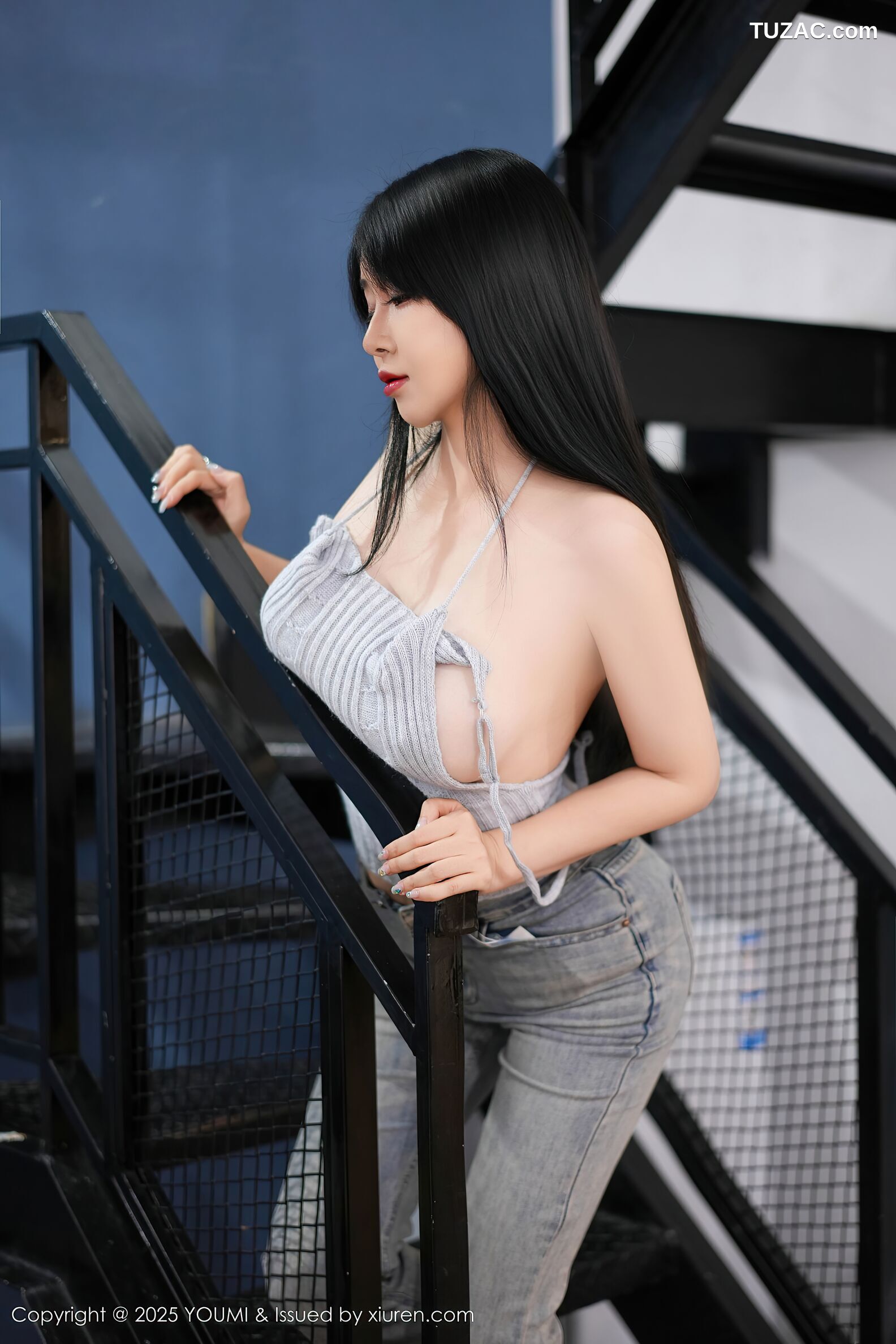 YouMi尤蜜荟-1171-凯竹Quinn-浅灰针织吊带牛仔裤黑丝-2025.10.09
