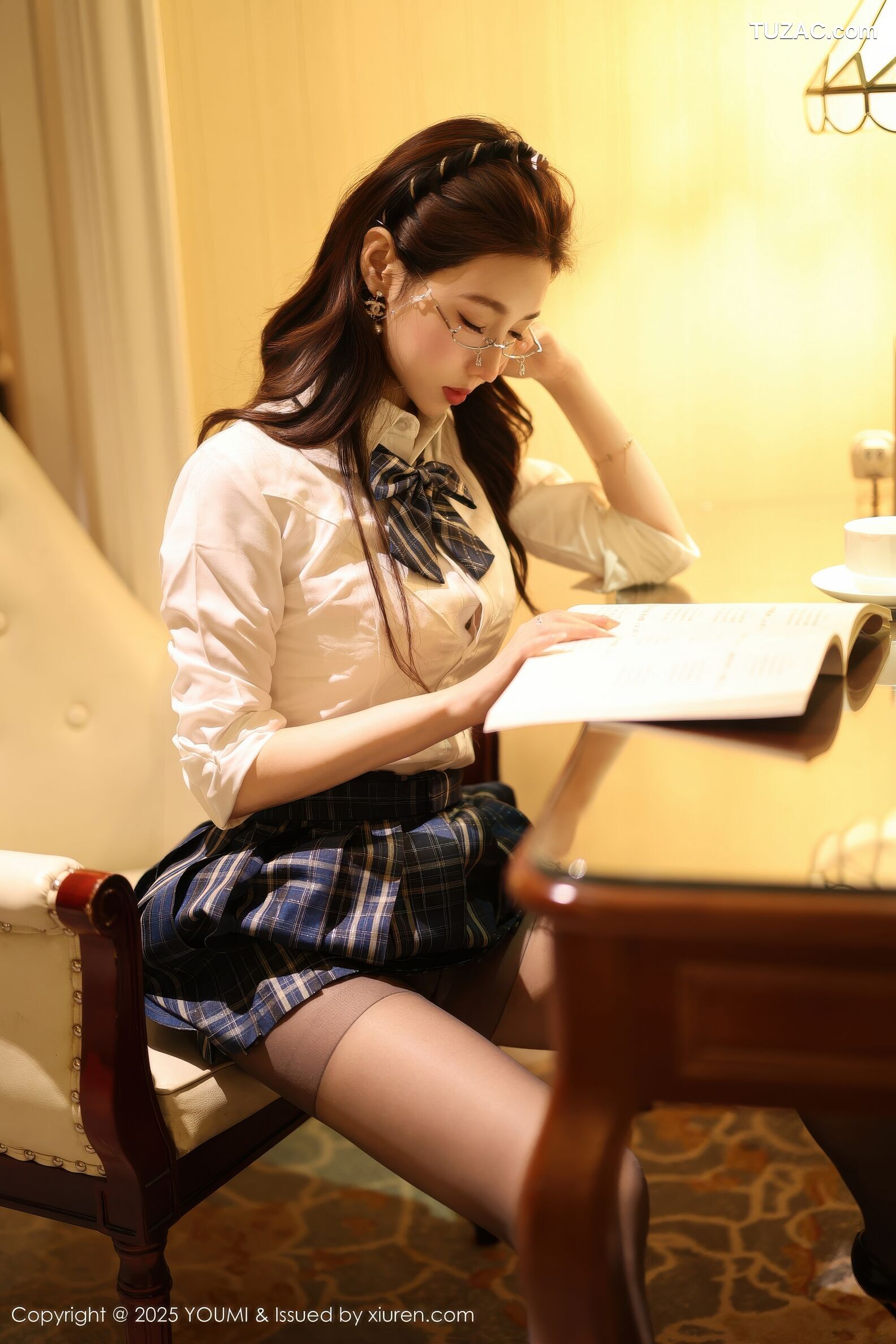 YouMi尤蜜荟-1183-Twins-桃桃-白衬衫格子短裙黑丝-2025.11.21