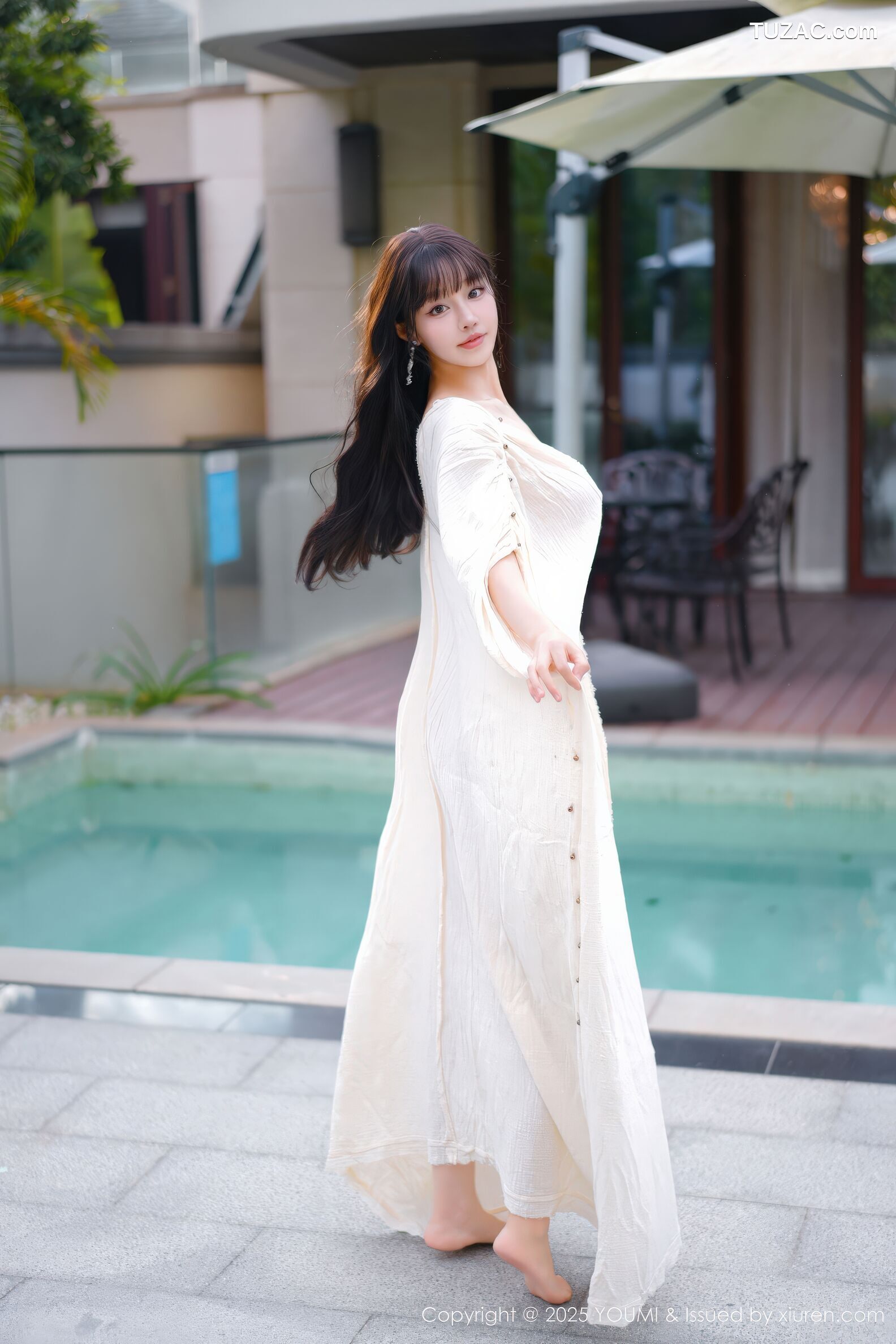 YouMi尤蜜荟-1185-朱可儿-浴池场景-童颜巨乳浅色浴袍-2025.11.28