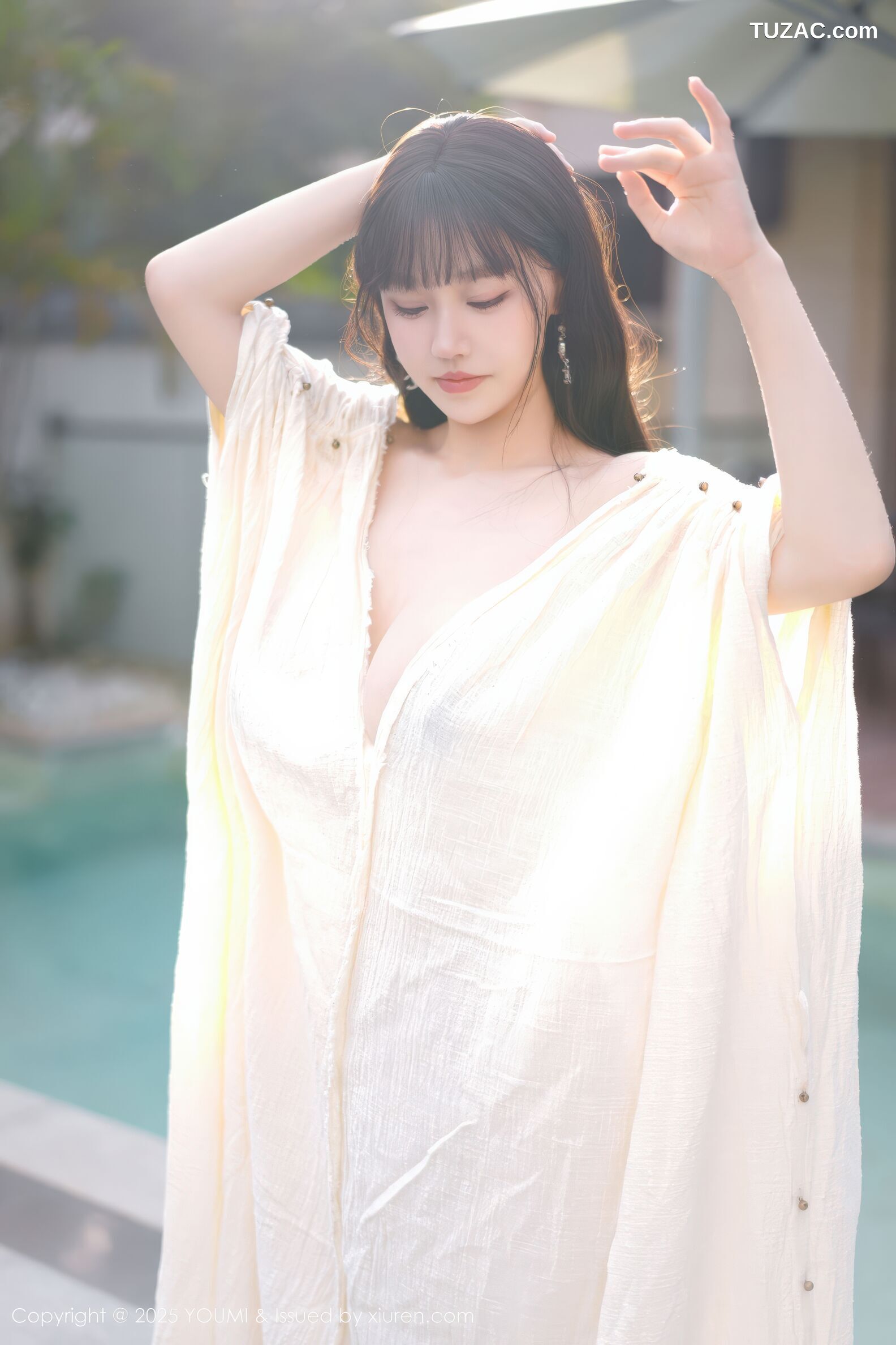 YouMi尤蜜荟-1185-朱可儿-浴池场景-童颜巨乳浅色浴袍-2025.11.28
