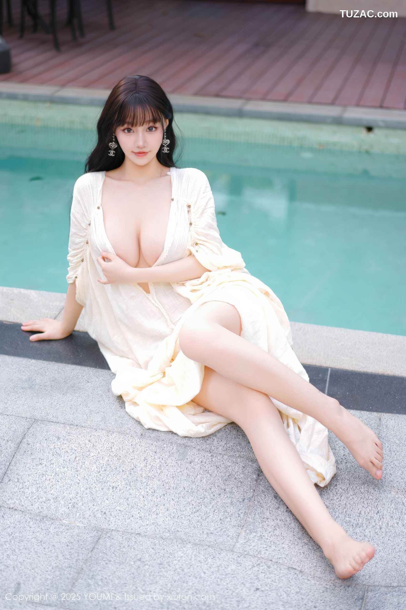 YouMi尤蜜荟-1185-朱可儿-浴池场景-童颜巨乳浅色浴袍-2025.11.28