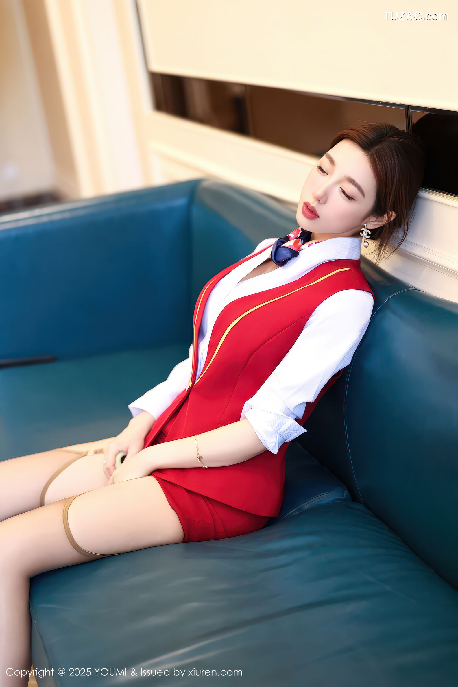 YouMi尤蜜荟-1189-Twins桃之夭夭-红蓝制服姐妹花空姐-2025.12.15