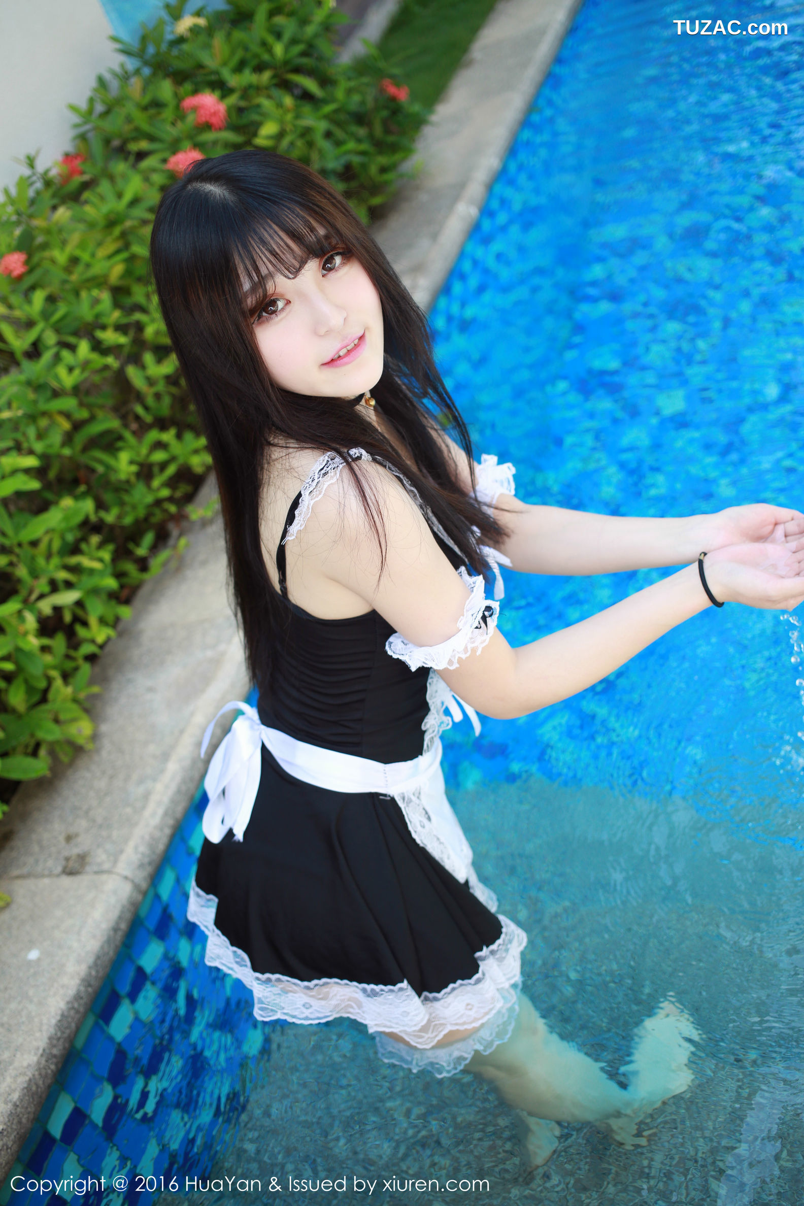 HuaYan花の颜-014-伊小七momo《三亚写真第2套》