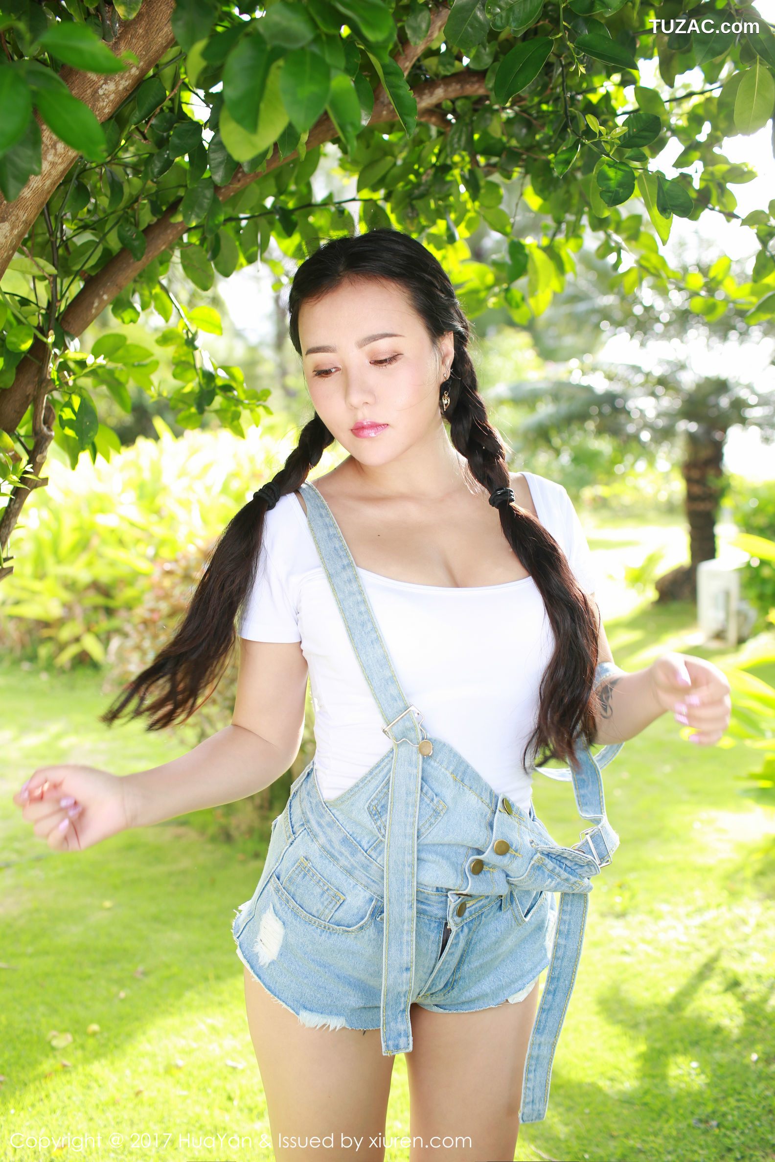 HuaYan花の颜-047-Manuela玛鲁娜《毛衣翘臀-吊带牛仔系列》