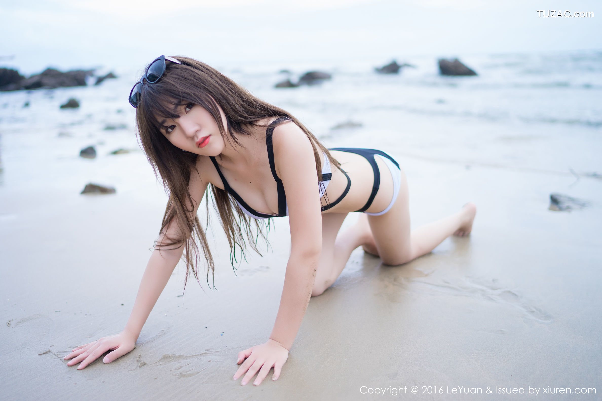 LeYuan星乐园-012-冷不丁-《比基尼-白衬衫诱惑》