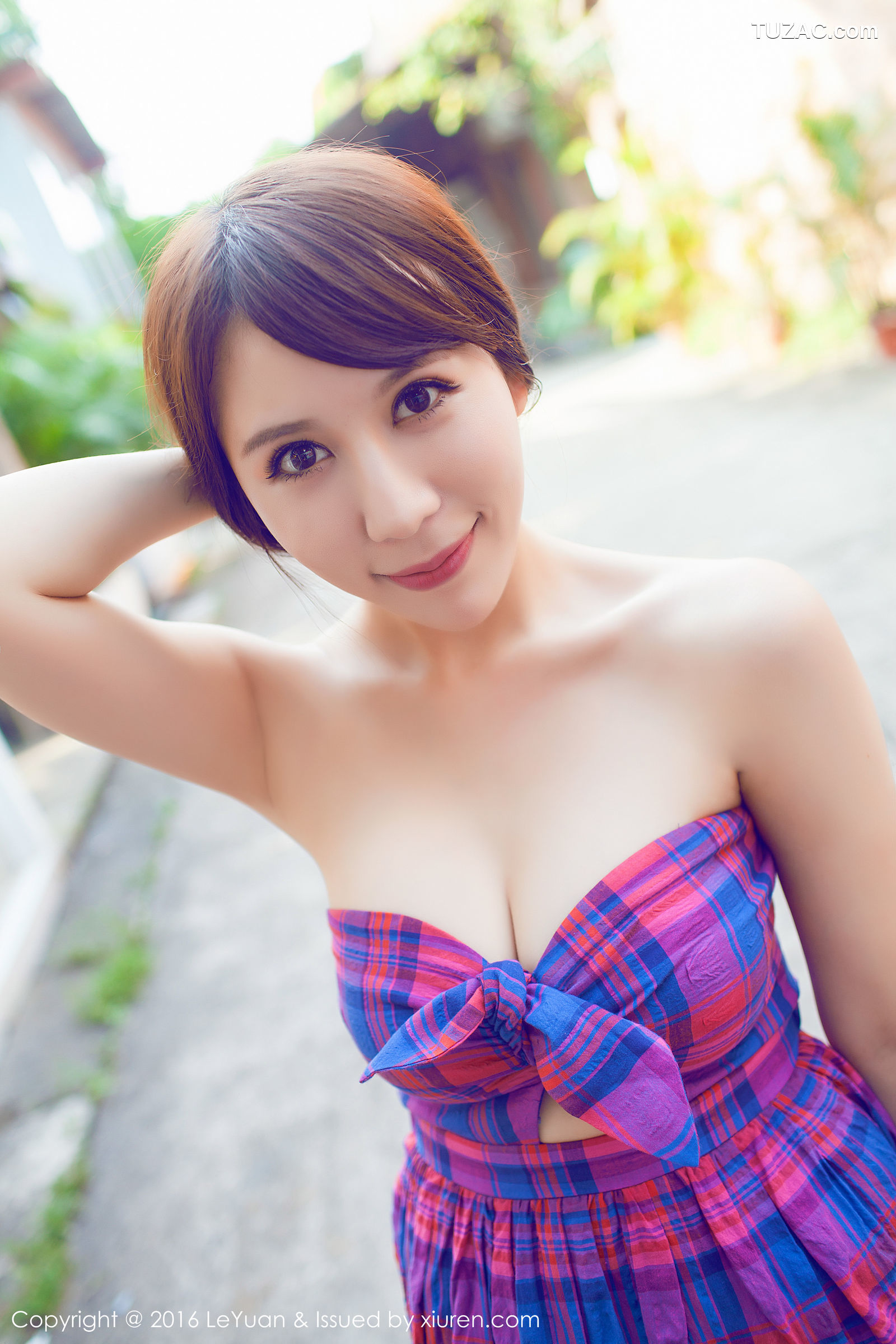 LeYuan星乐园-020-艾惟-《小清新街拍系列》