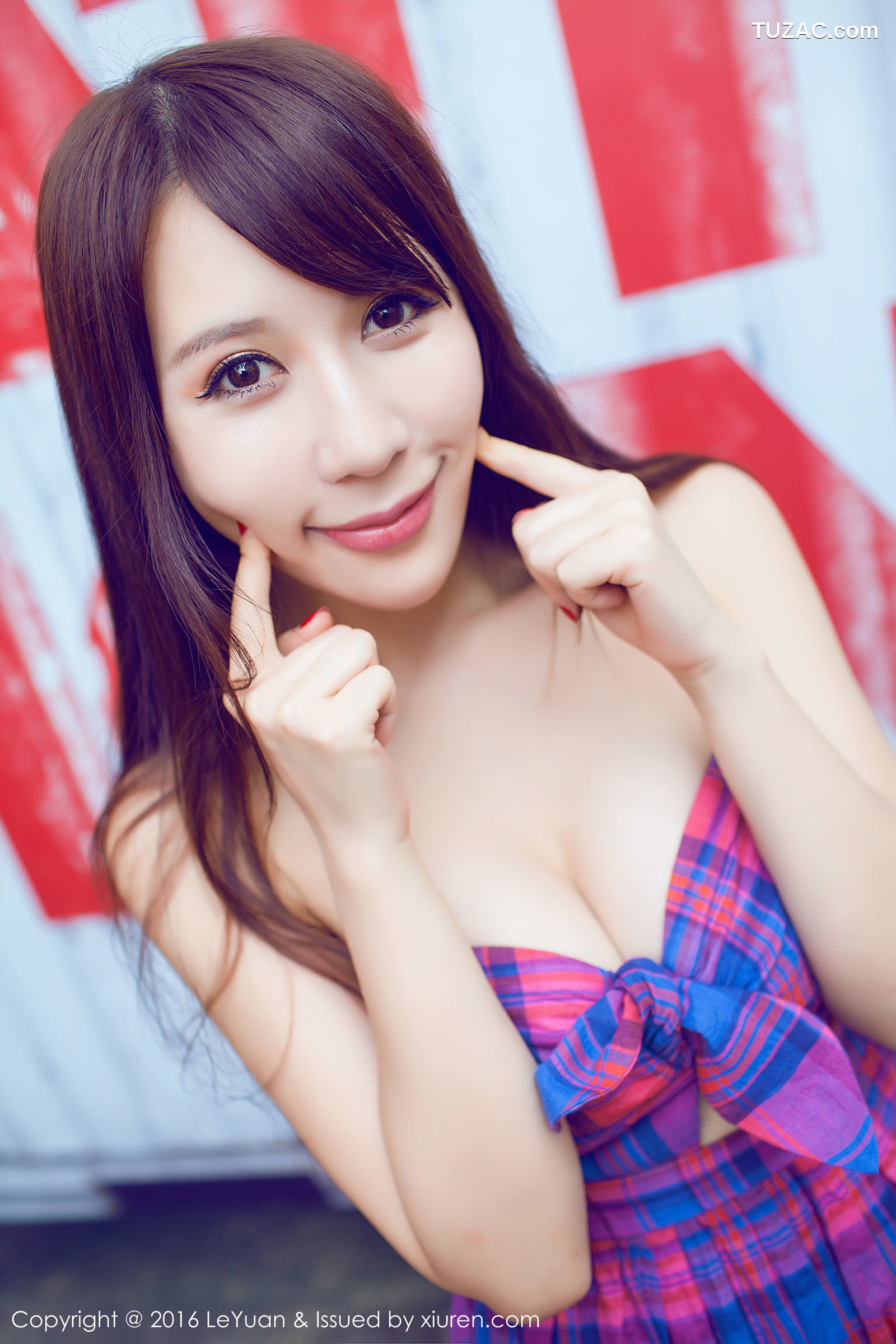 LeYuan星乐园-020-艾惟-《小清新街拍系列》