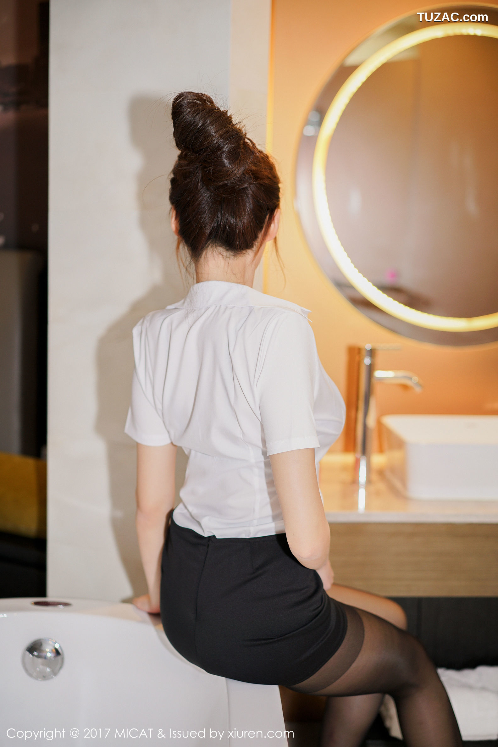 MiCat猫萌榜-035-土肥圆矮挫穷-黑丝内衣诱惑