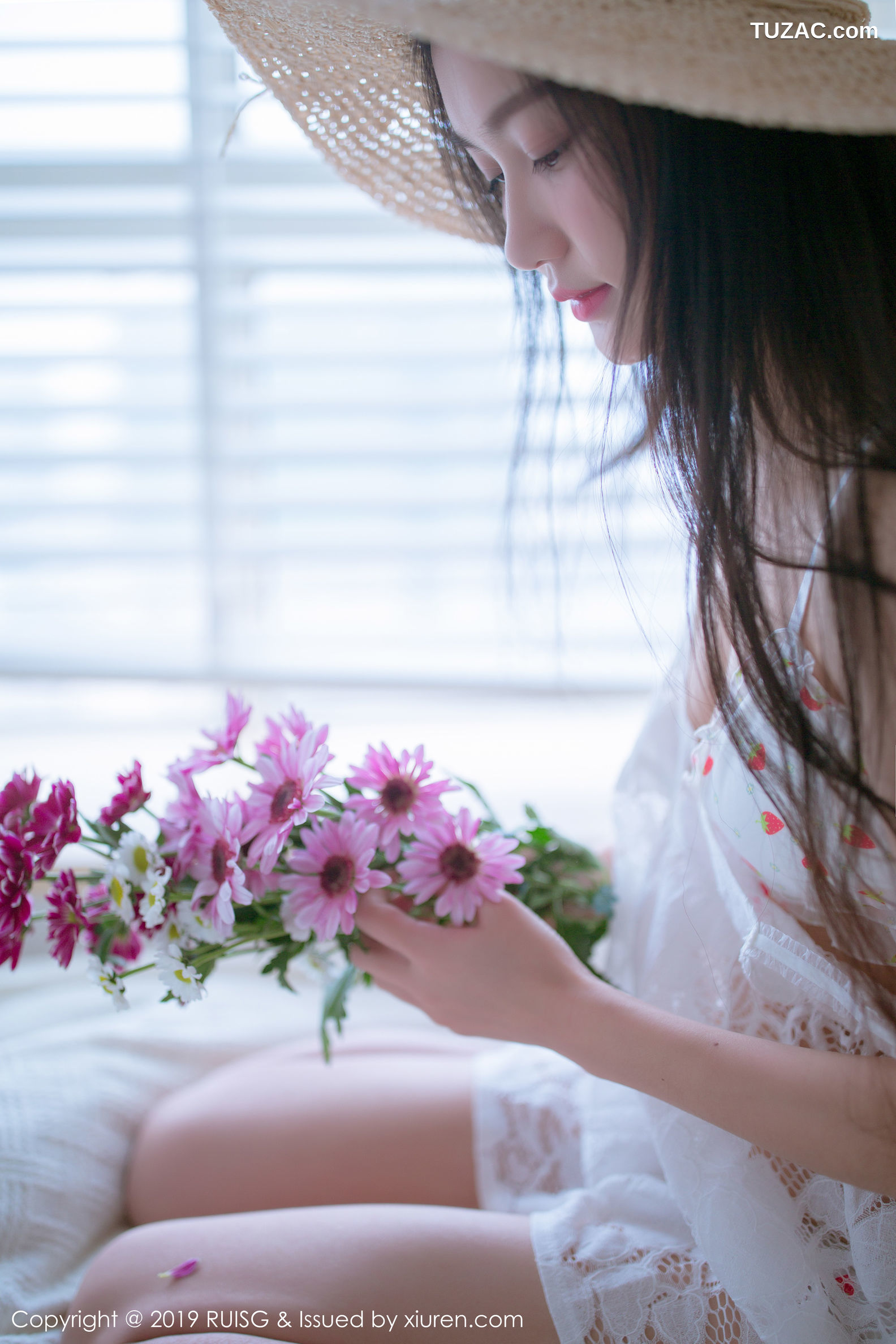 RuiSG瑞丝馆-068-深紫julie-私房内的清甜可人草帽女孩系列