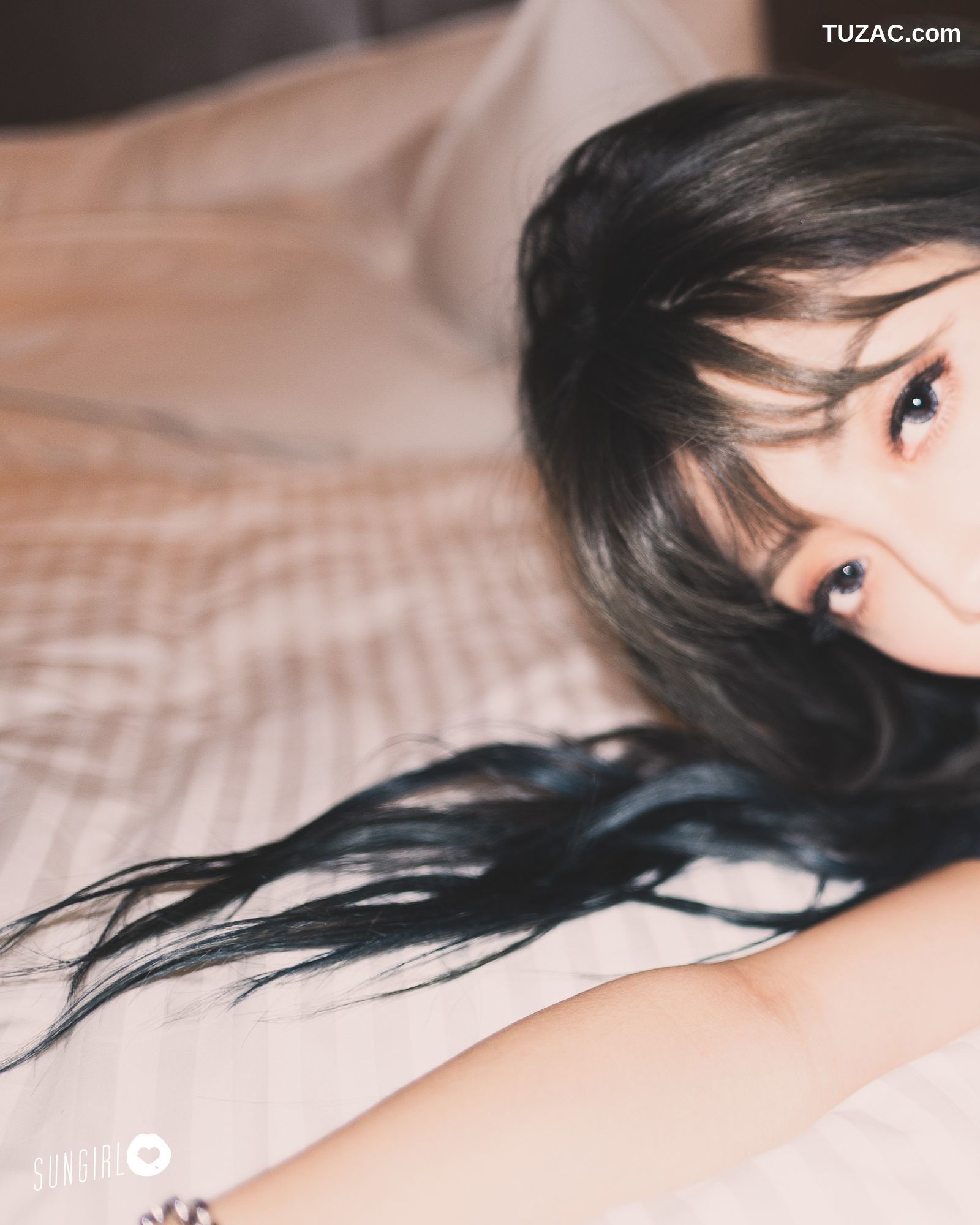 SunGirl阳光宝贝-046-李佳玲Lola《美乳俏臀！诱惑甜心》