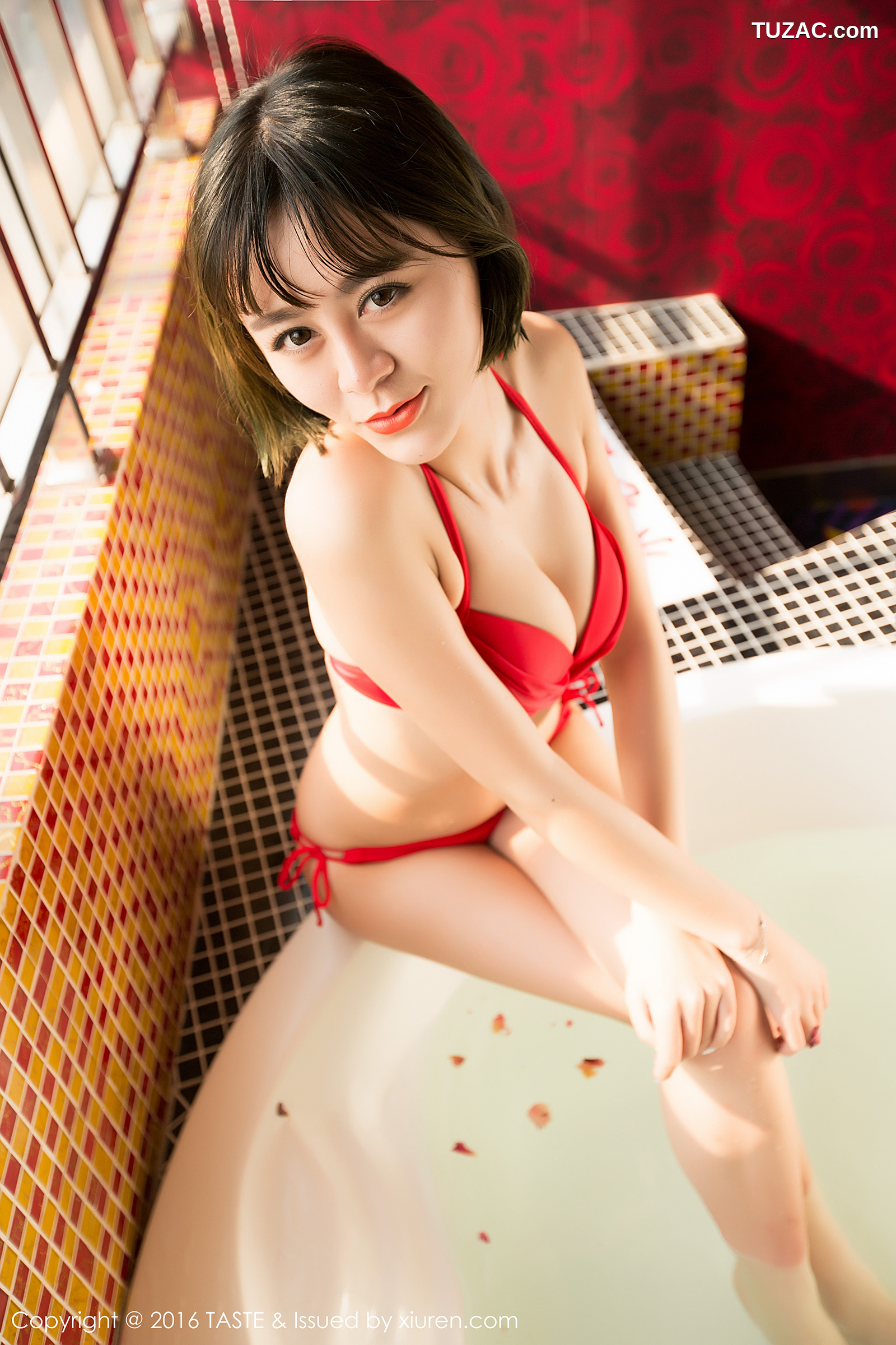 TASTE顽味生活-014-汪萌萌-《比基尼浴缸湿身》