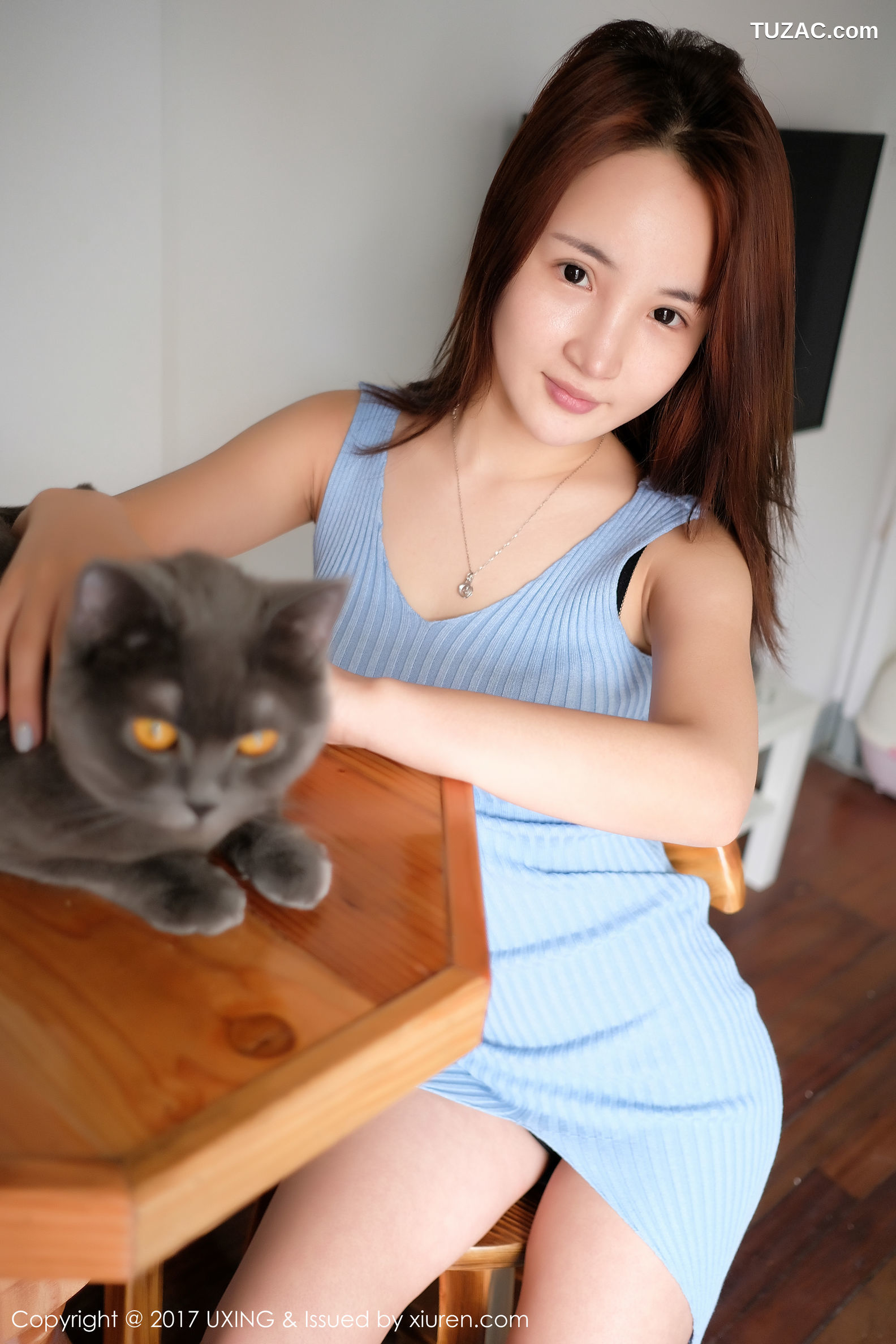 UXing优星馆-vol.042-雅琪-清纯软妹子与猫之间的私房故事