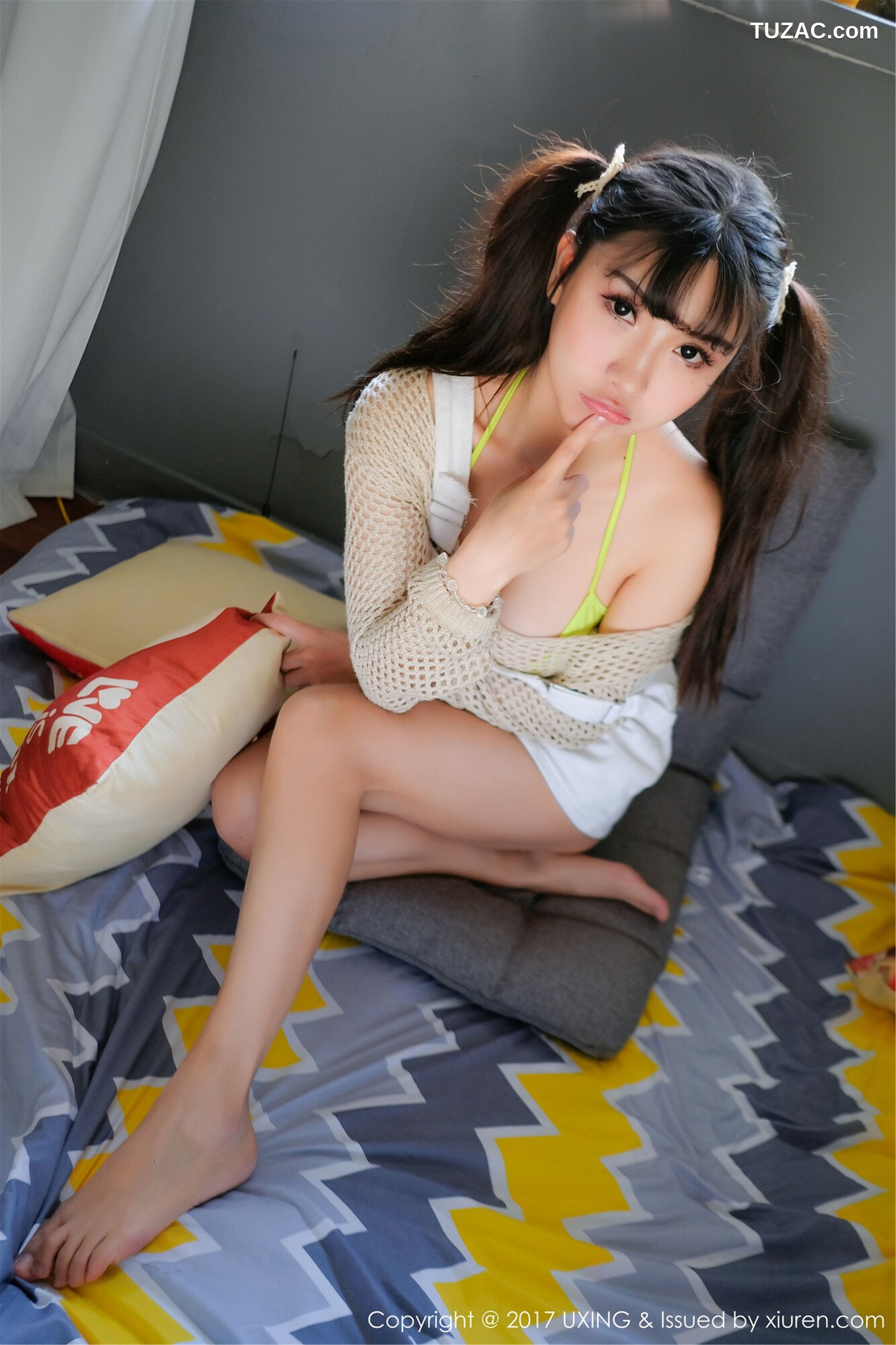 UXing优星馆-vol.050-巨乳萝莉-晓茜sunny