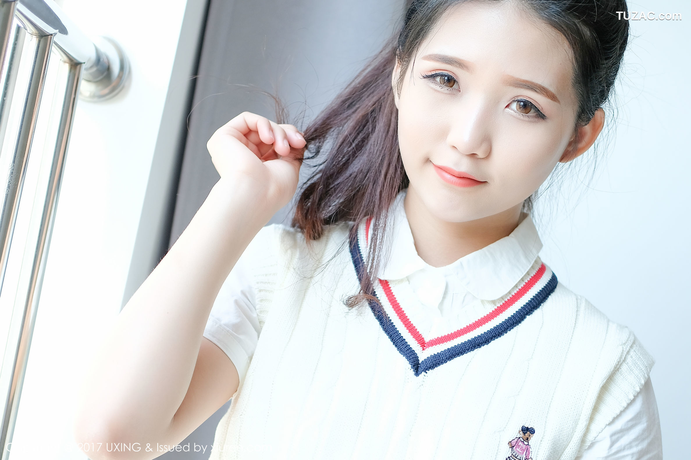 UXing优星馆-vol.056-可爱的小叶子-校服软妹