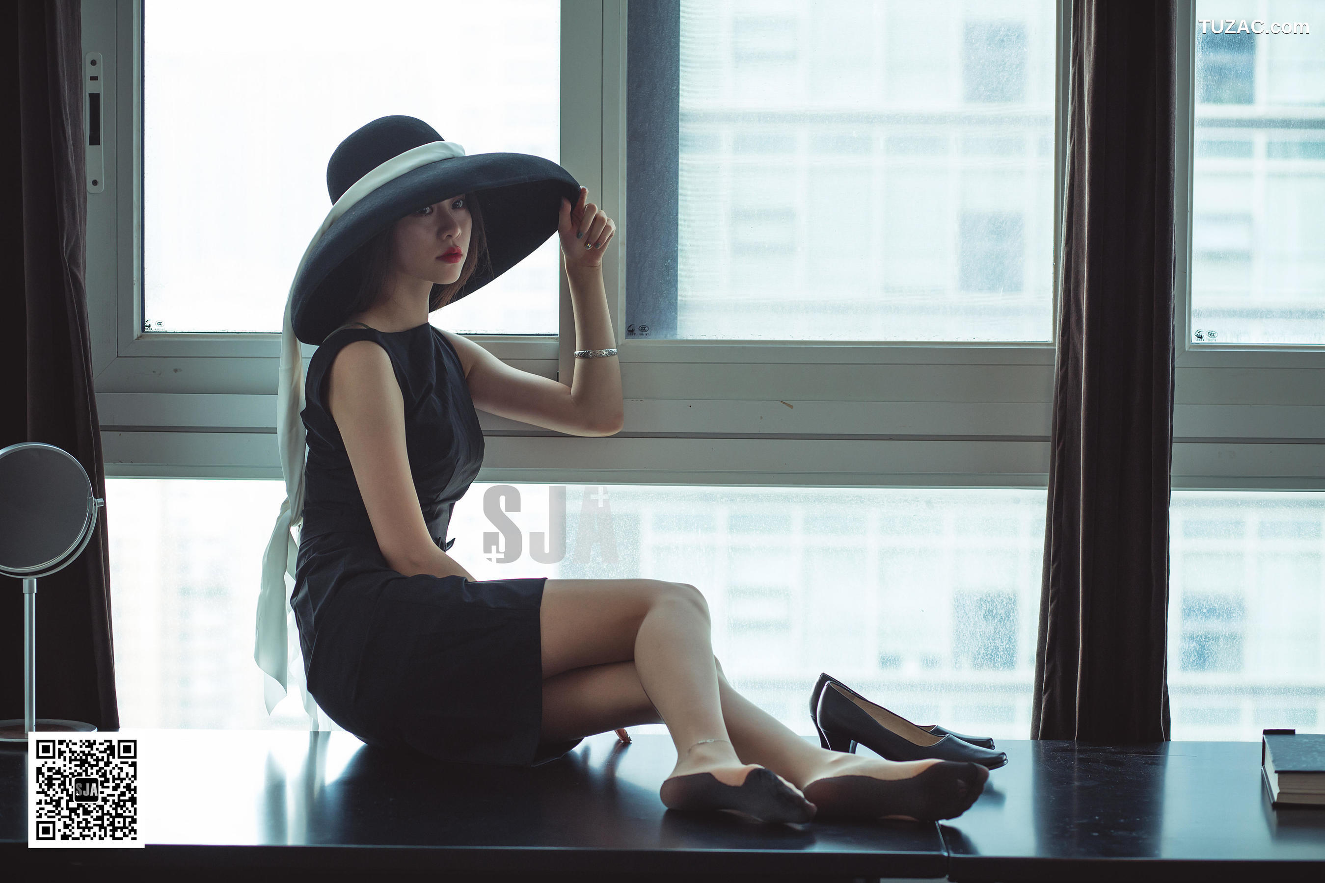 佳爷SJA-001-闺蜜视角《馥》