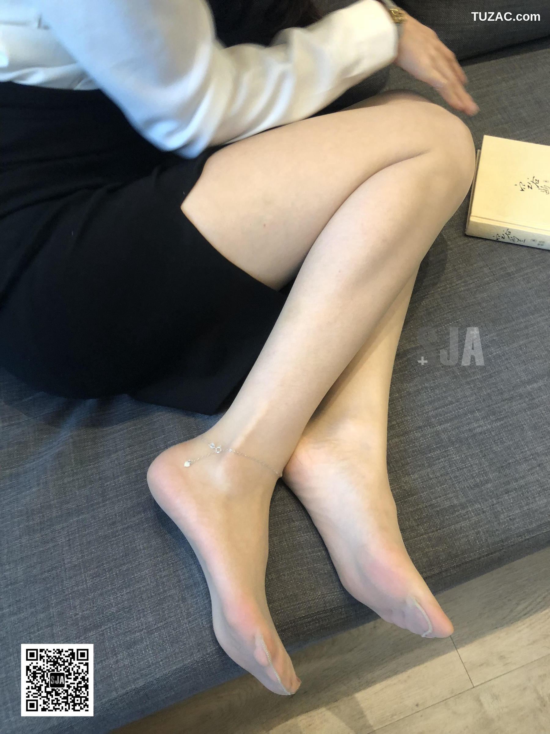 佳爷SJA-002-闺蜜视角《衩》