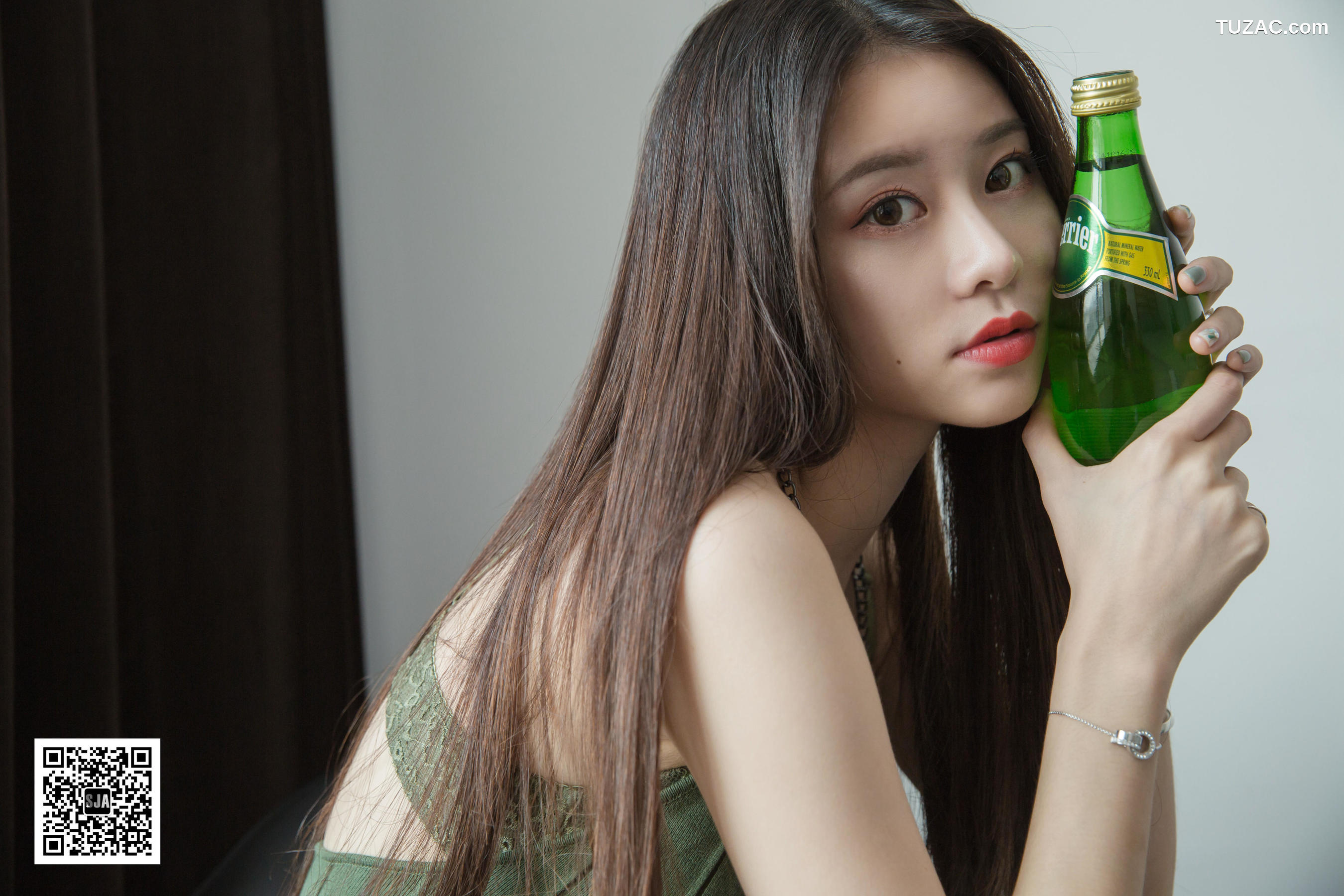 佳爷SJA-004-闺蜜视角《玉》