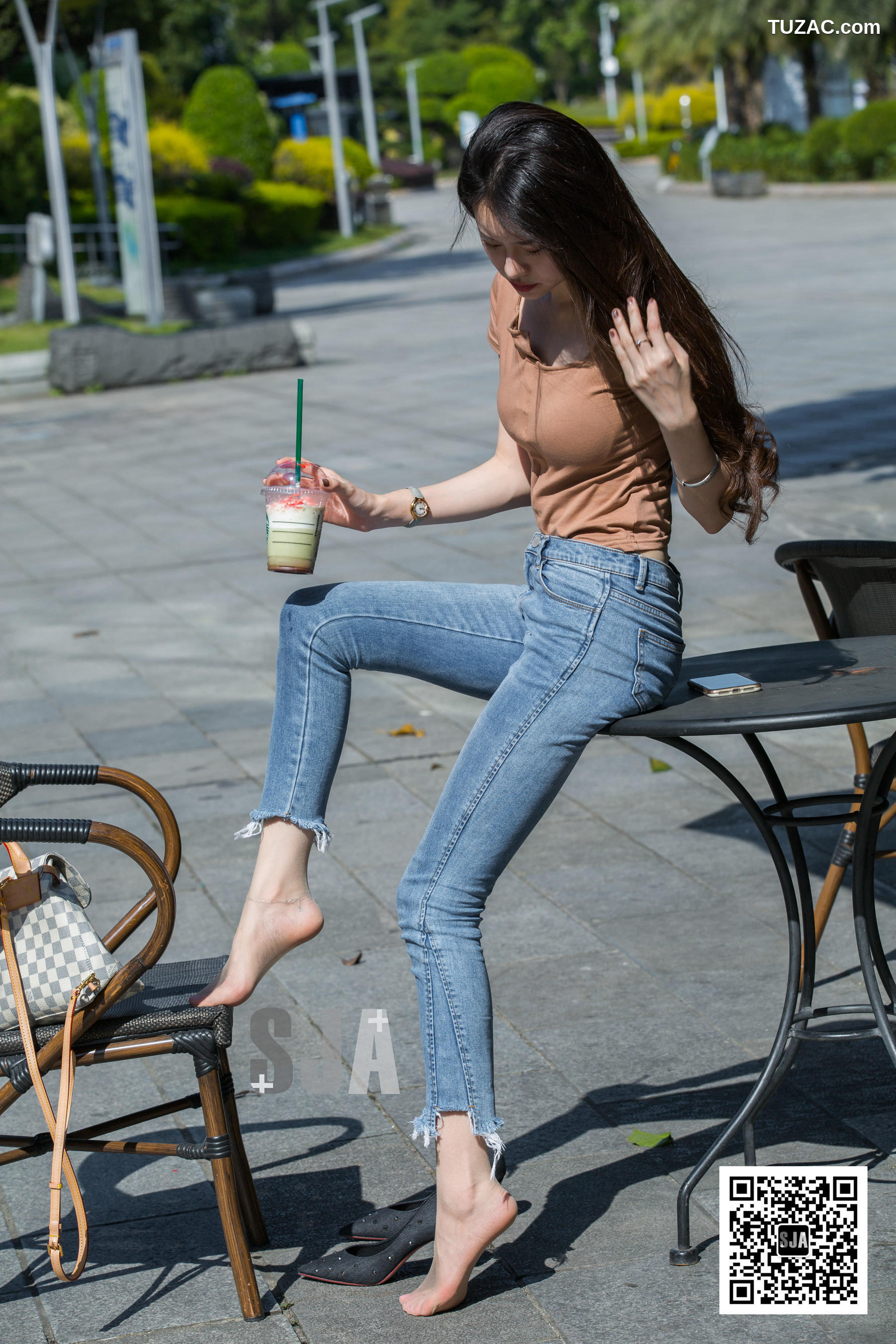 佳爷SJA-007-闺蜜视角《裤》