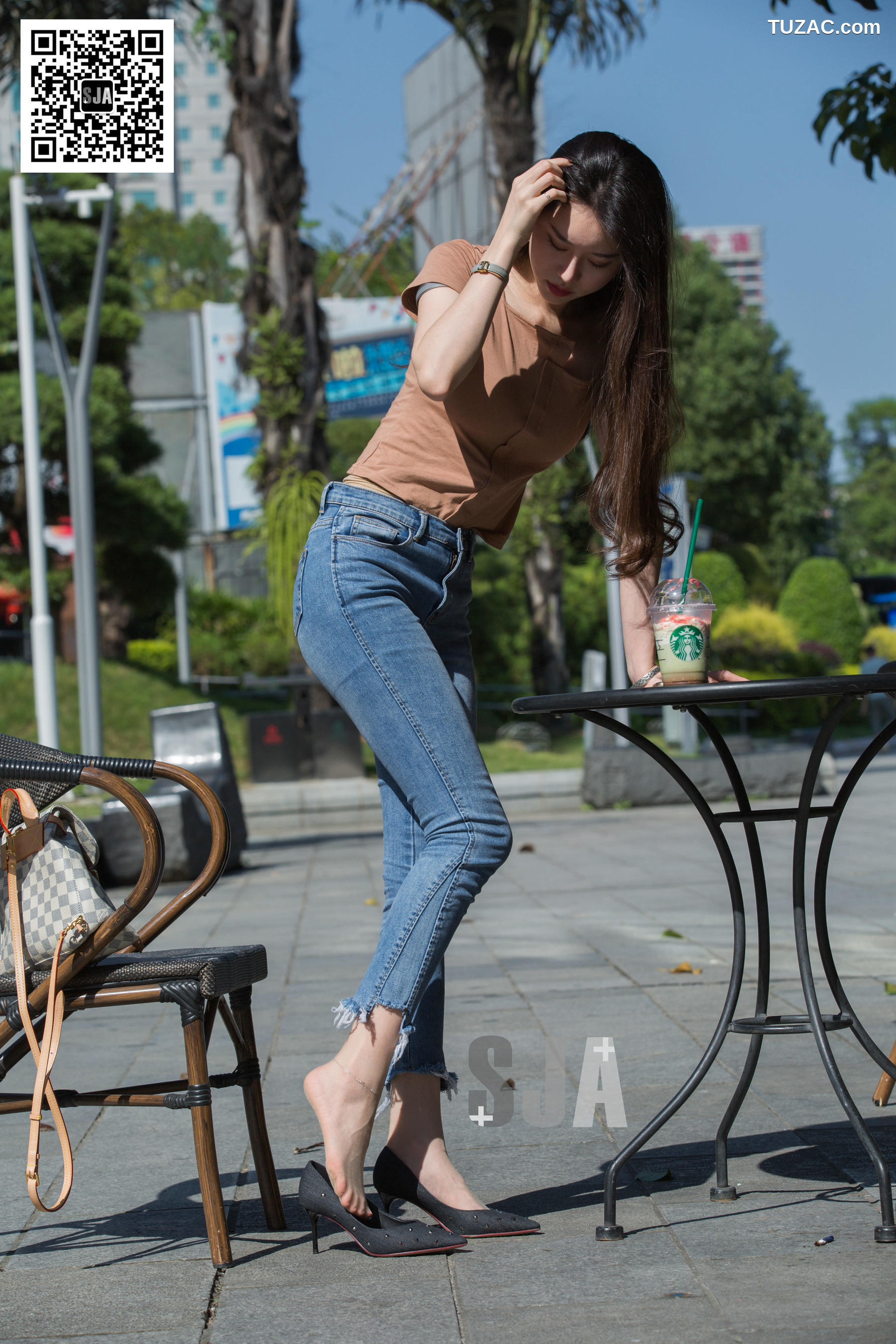 佳爷SJA-007-闺蜜视角《裤》