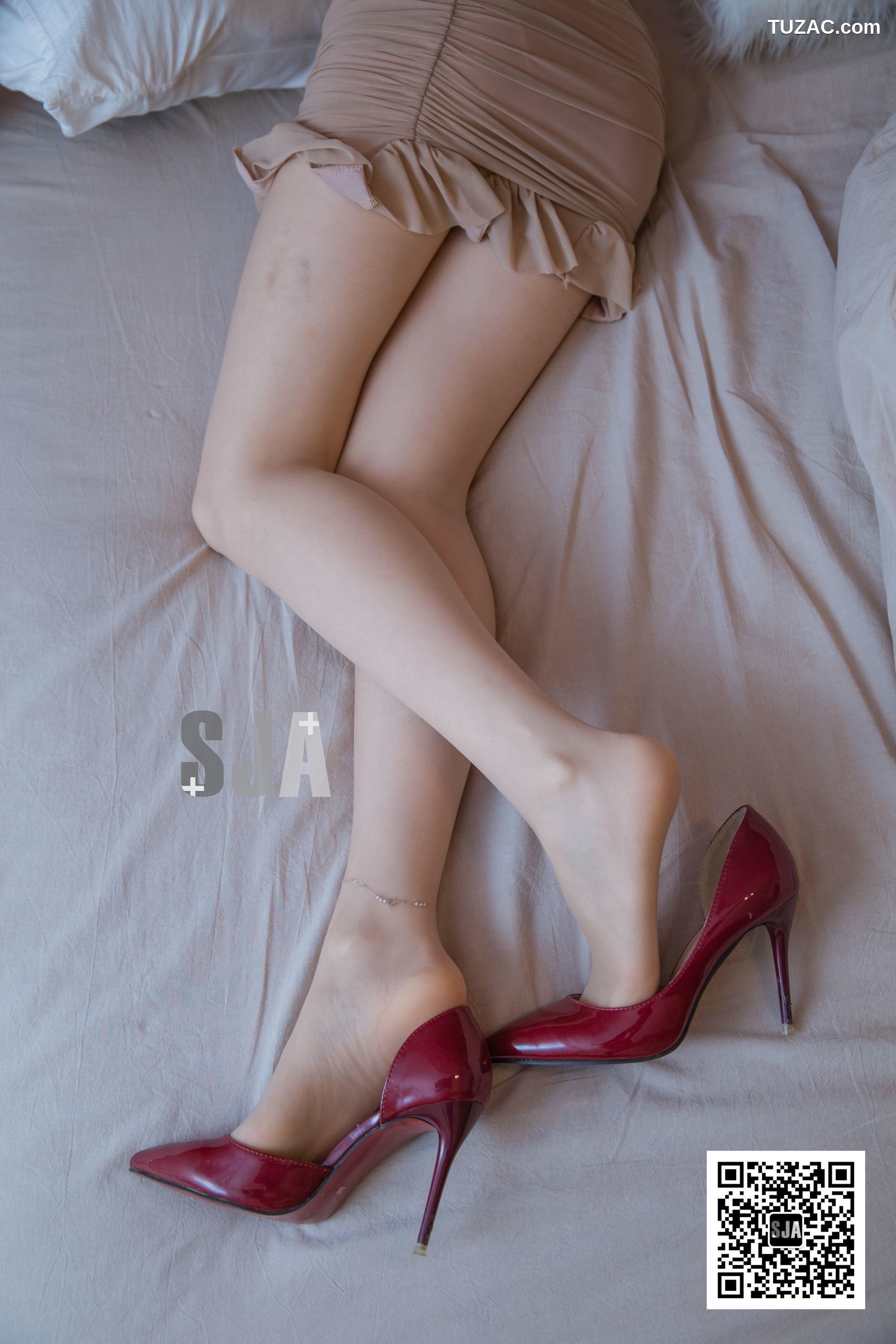 佳爷SJA-011-闺蜜视角《暖》