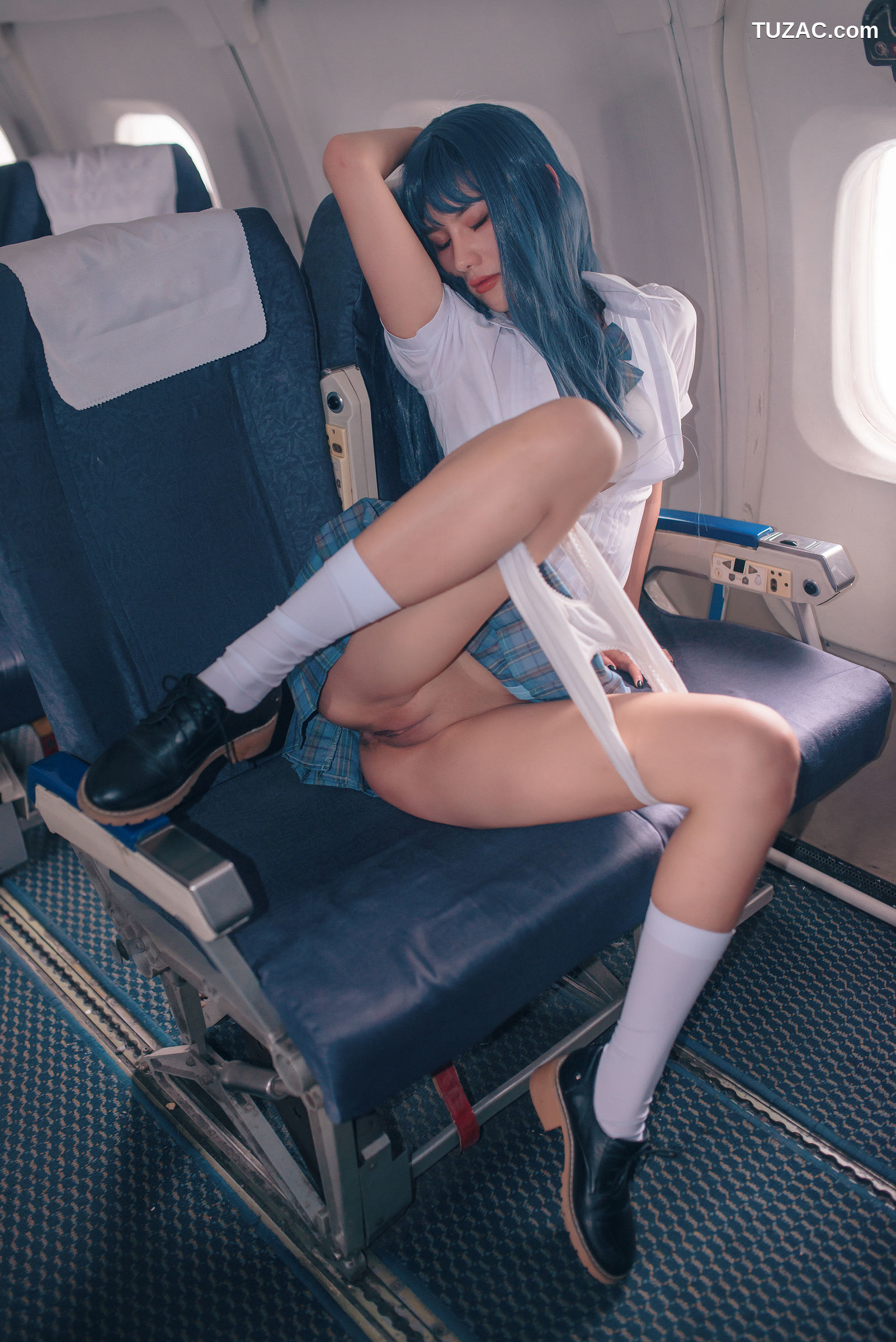 就是阿朱啊-飞机上的情欲乘客