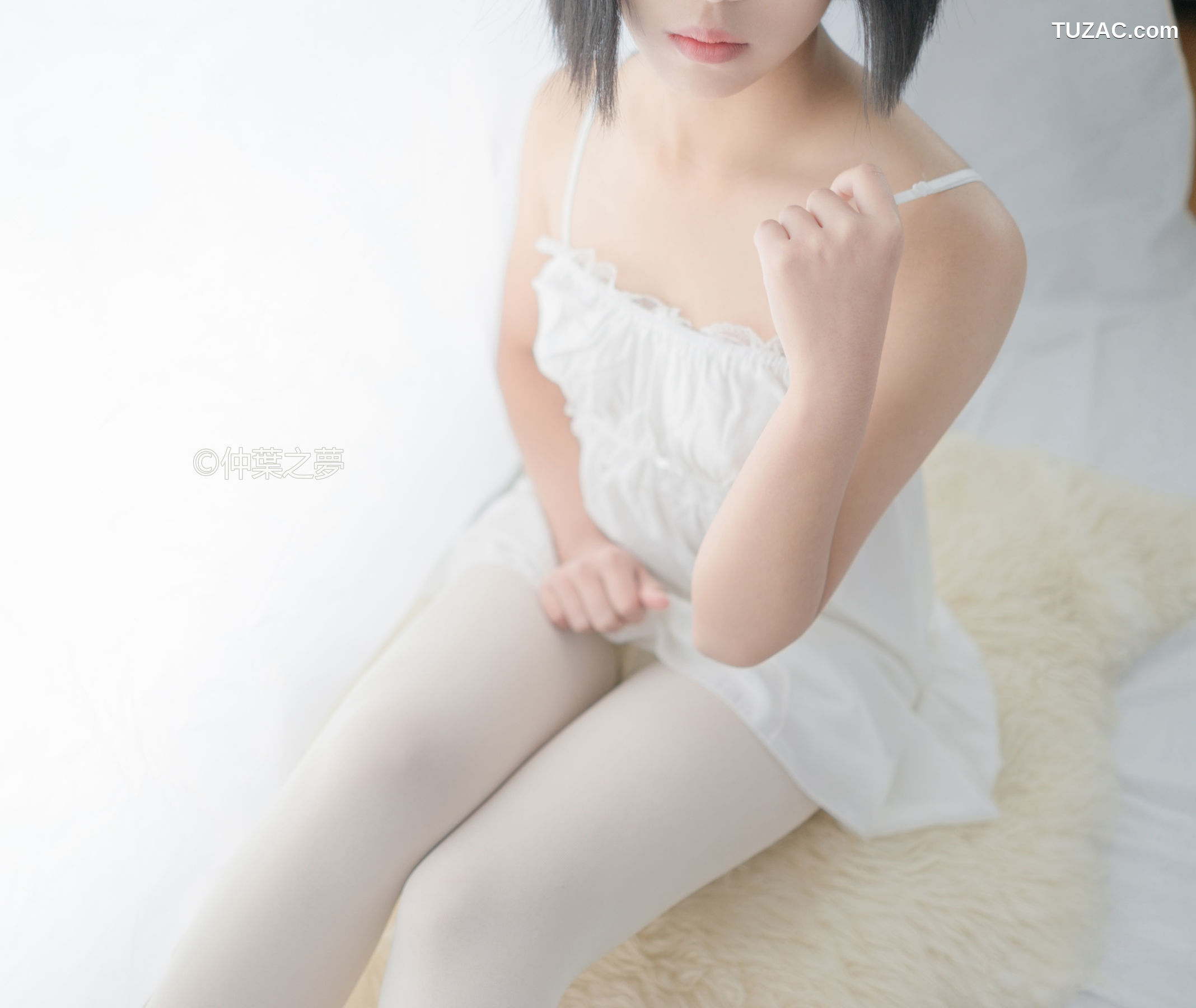 轻兰映画-Grand.001-《清纯白吊带裙》