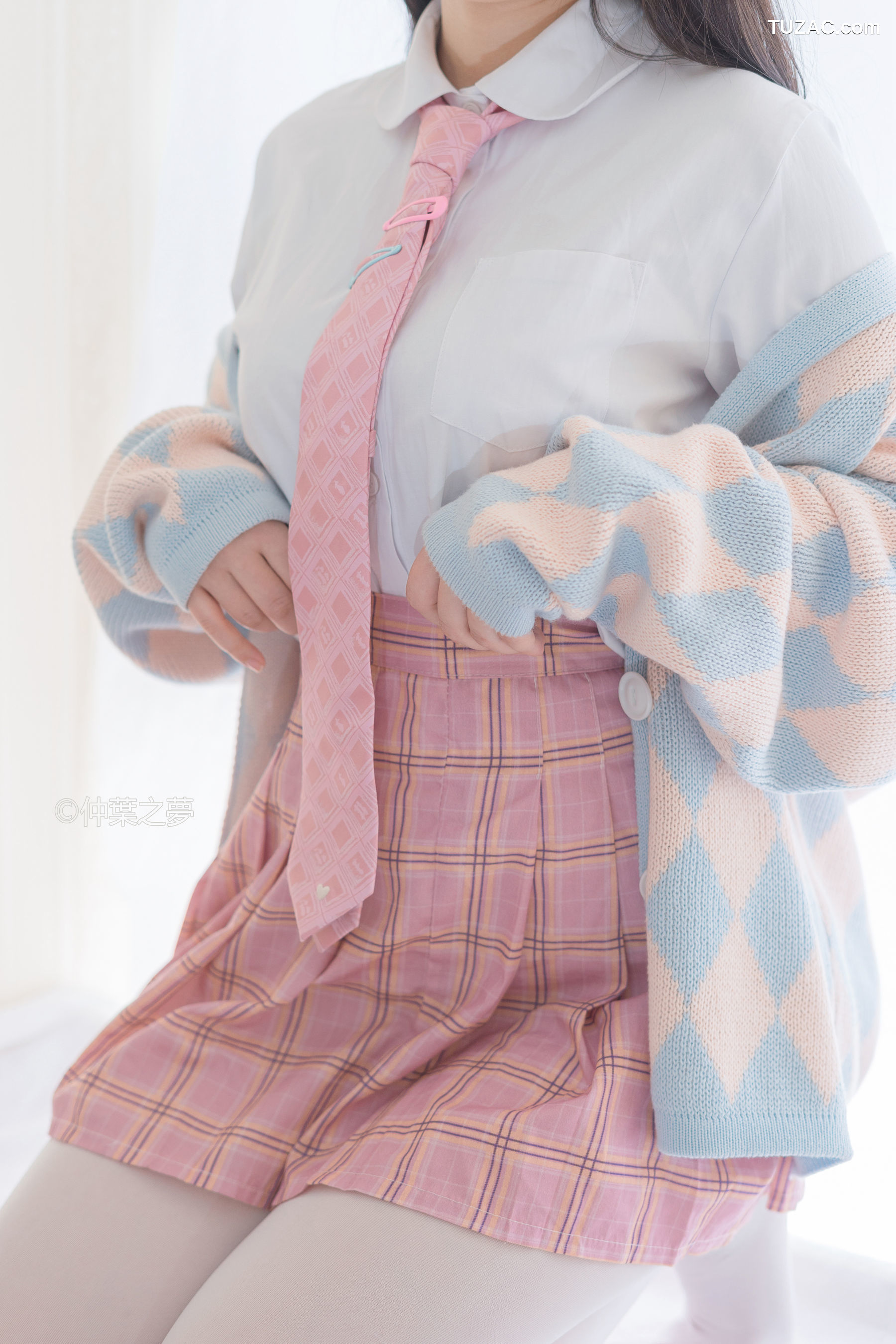 轻兰映画-Grand.002-《日系白丝妹妹的性感》