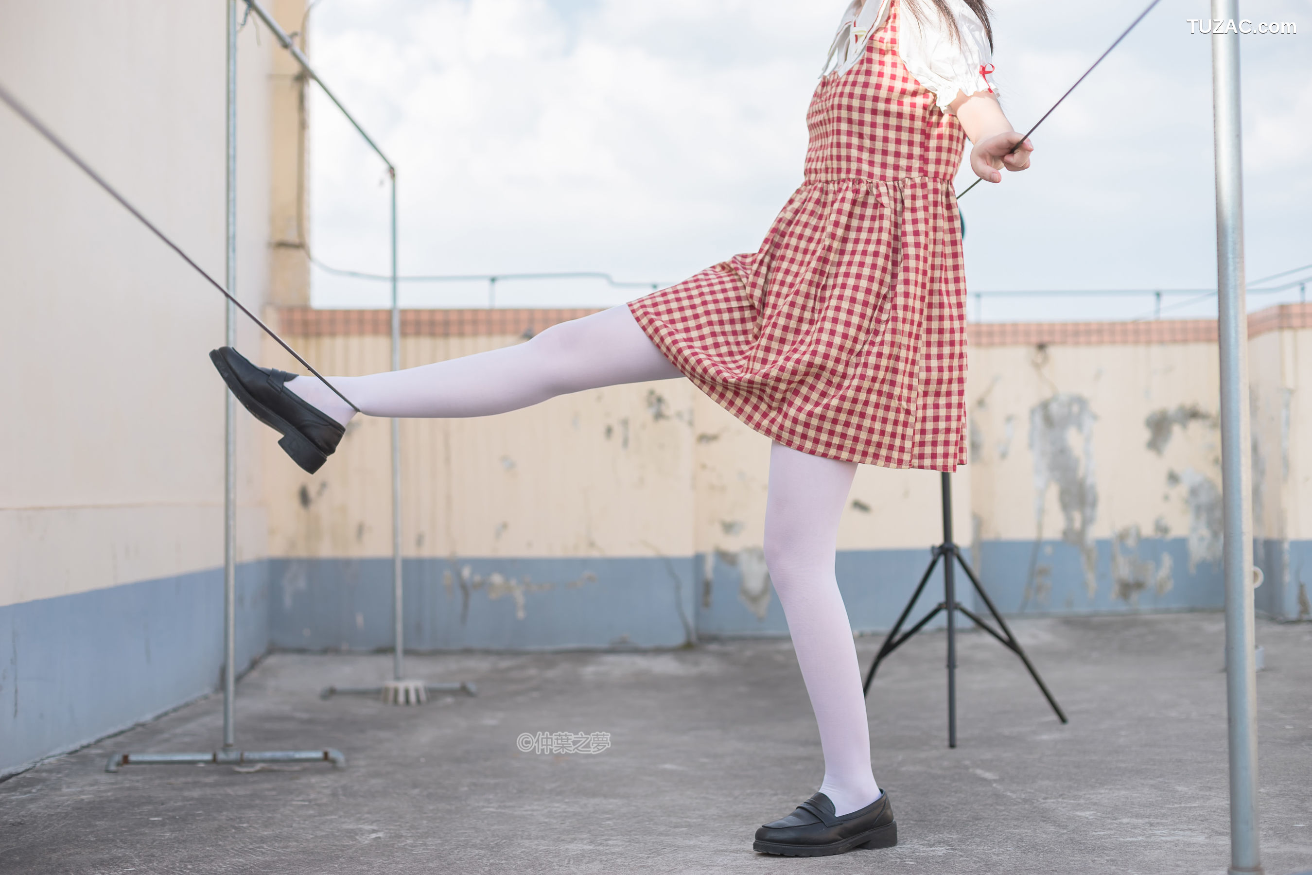 轻兰映画-SPL.009-《白丝格子连衣裙》