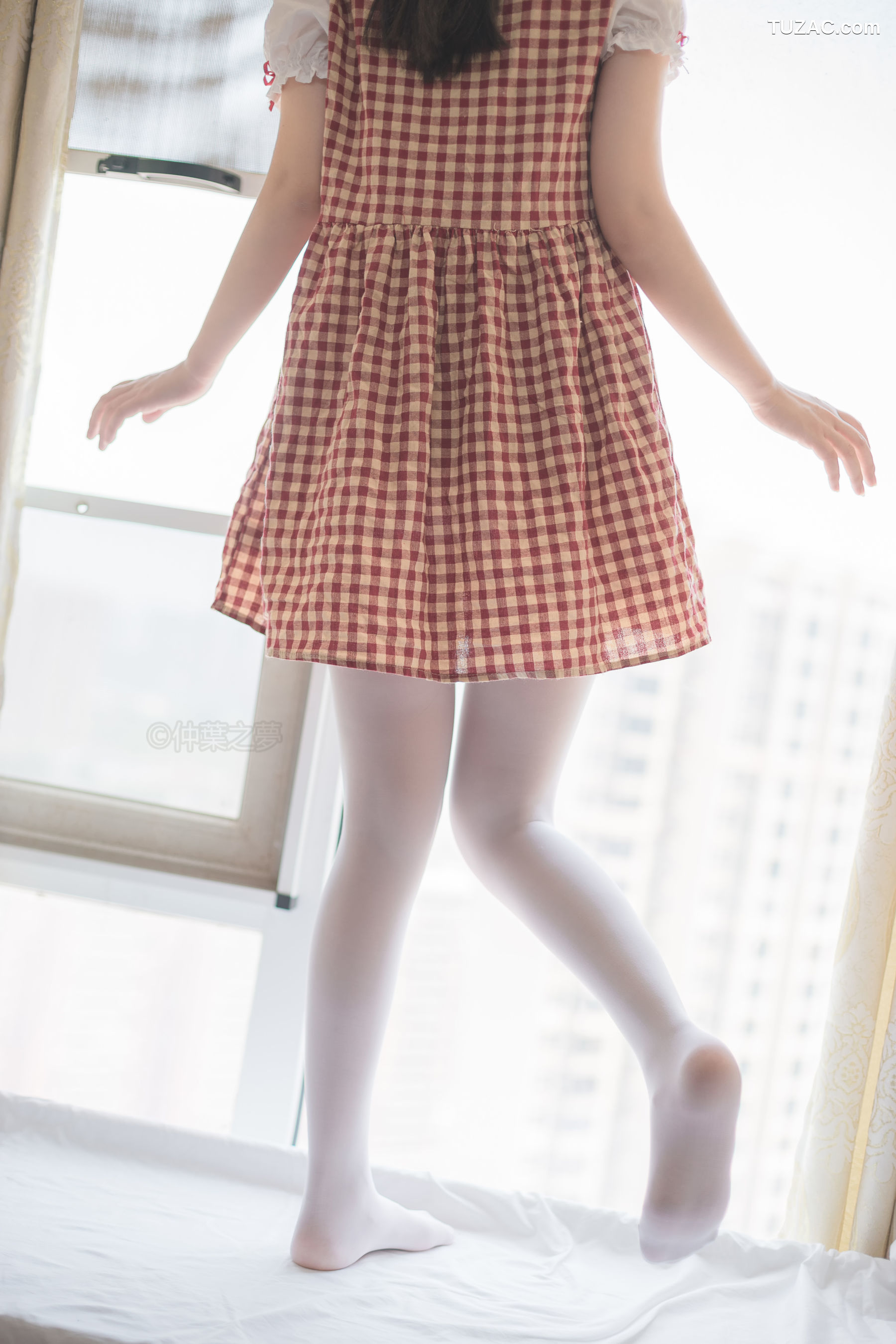 轻兰映画-SPL.009-《白丝格子连衣裙》