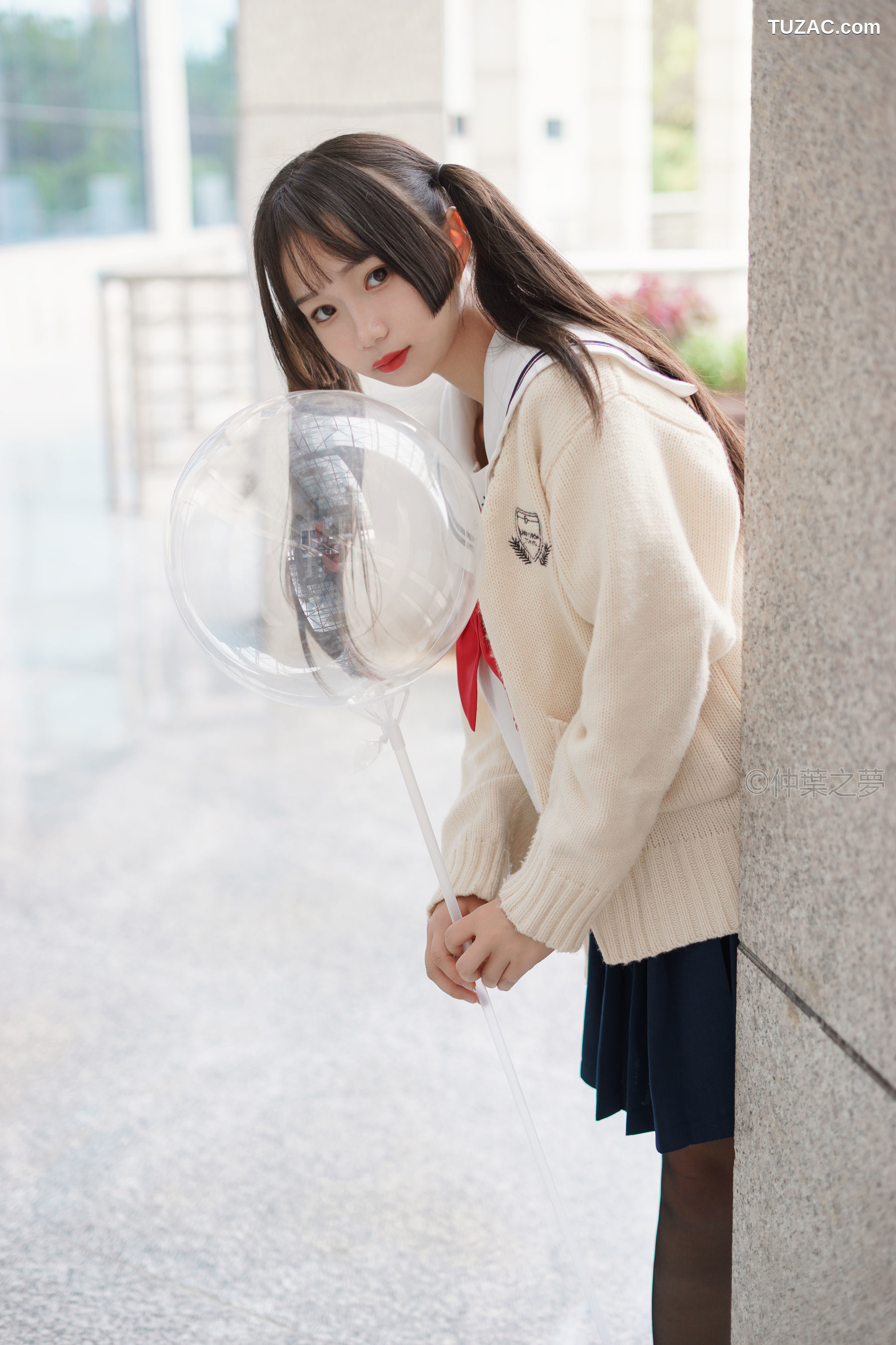 轻兰映画-SPL.012-《JK黑丝平底鞋》